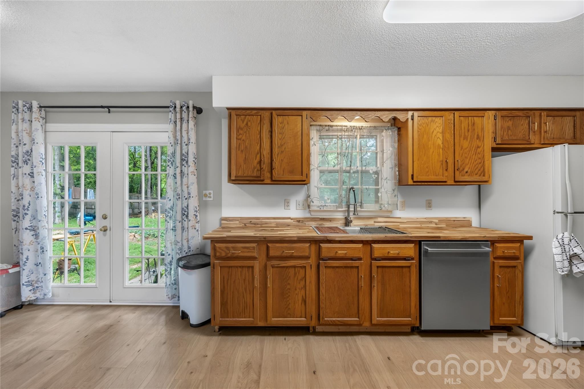 8349 Norcroft Drive Property Photo 10
