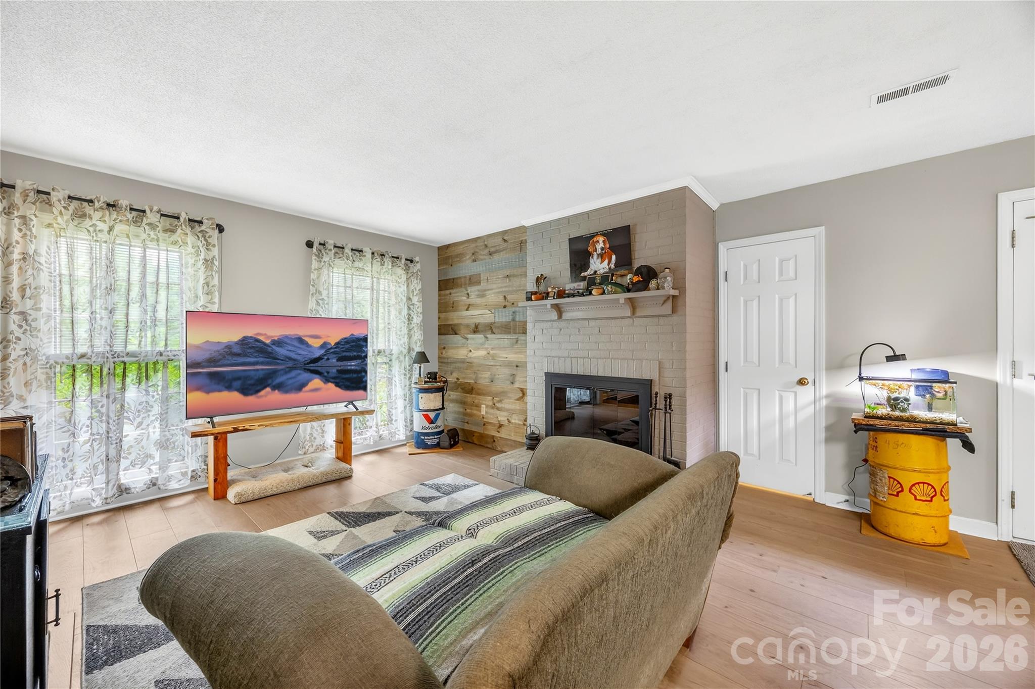 8349 Norcroft Drive Property Photo 14