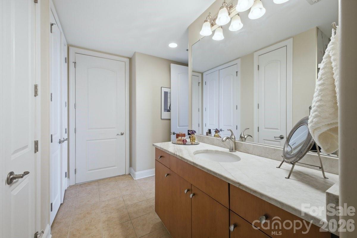 4620 Piedmont Row Drive 714 Property Photo 21