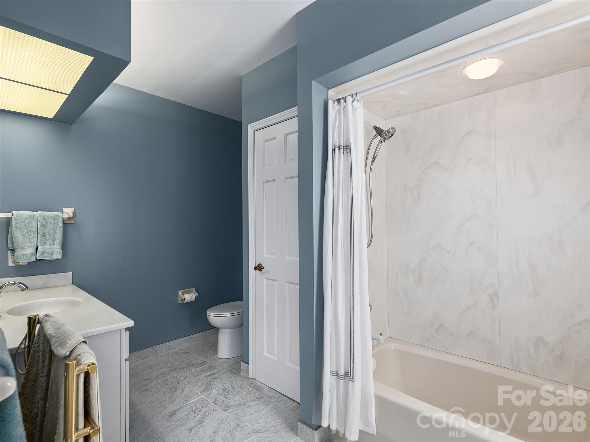 18 Thornapple Drive Property Photo 37