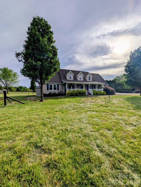 577 Redwood Road Property Photo 2