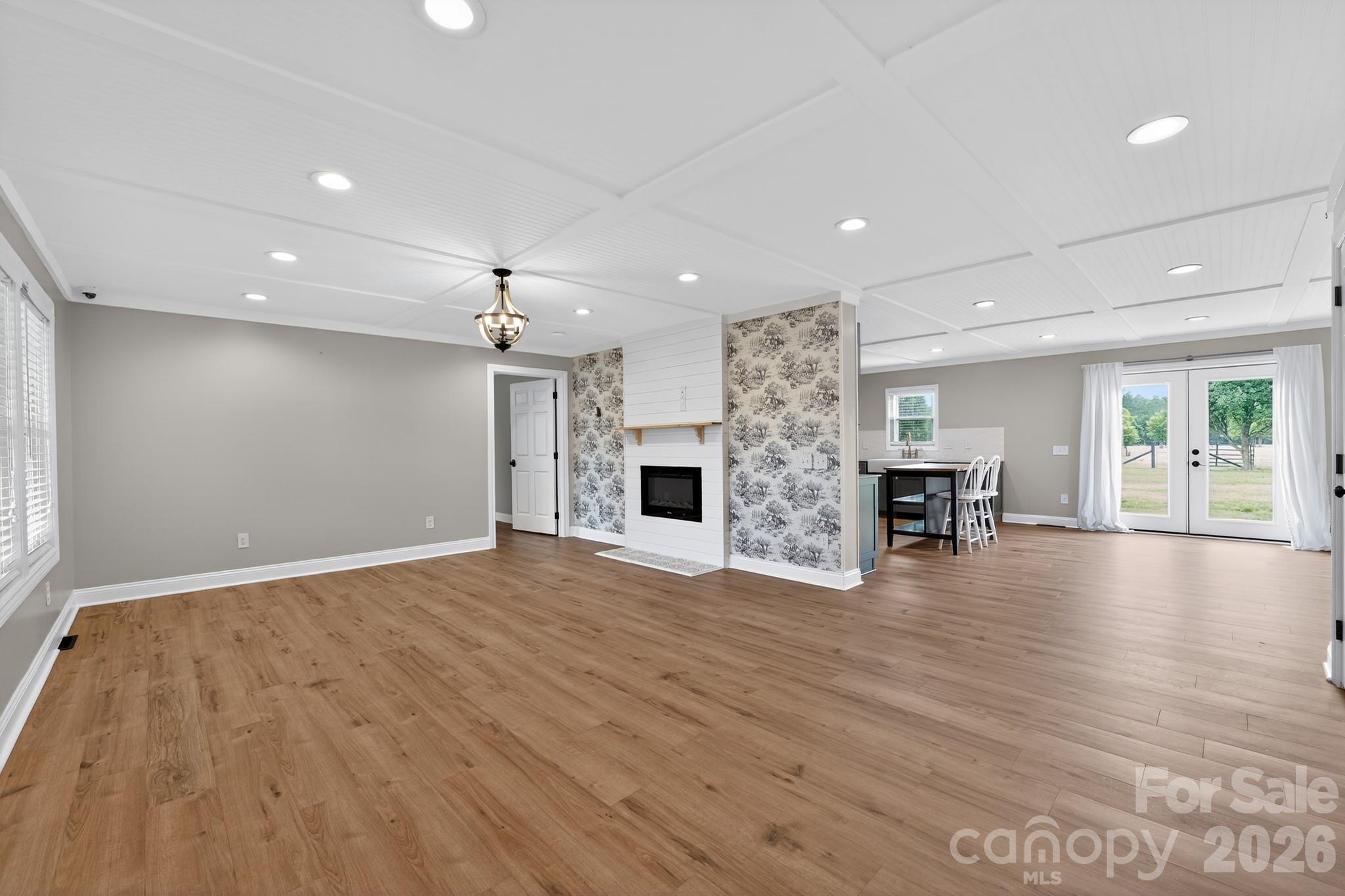 577 Redwood Road Property Photo 21