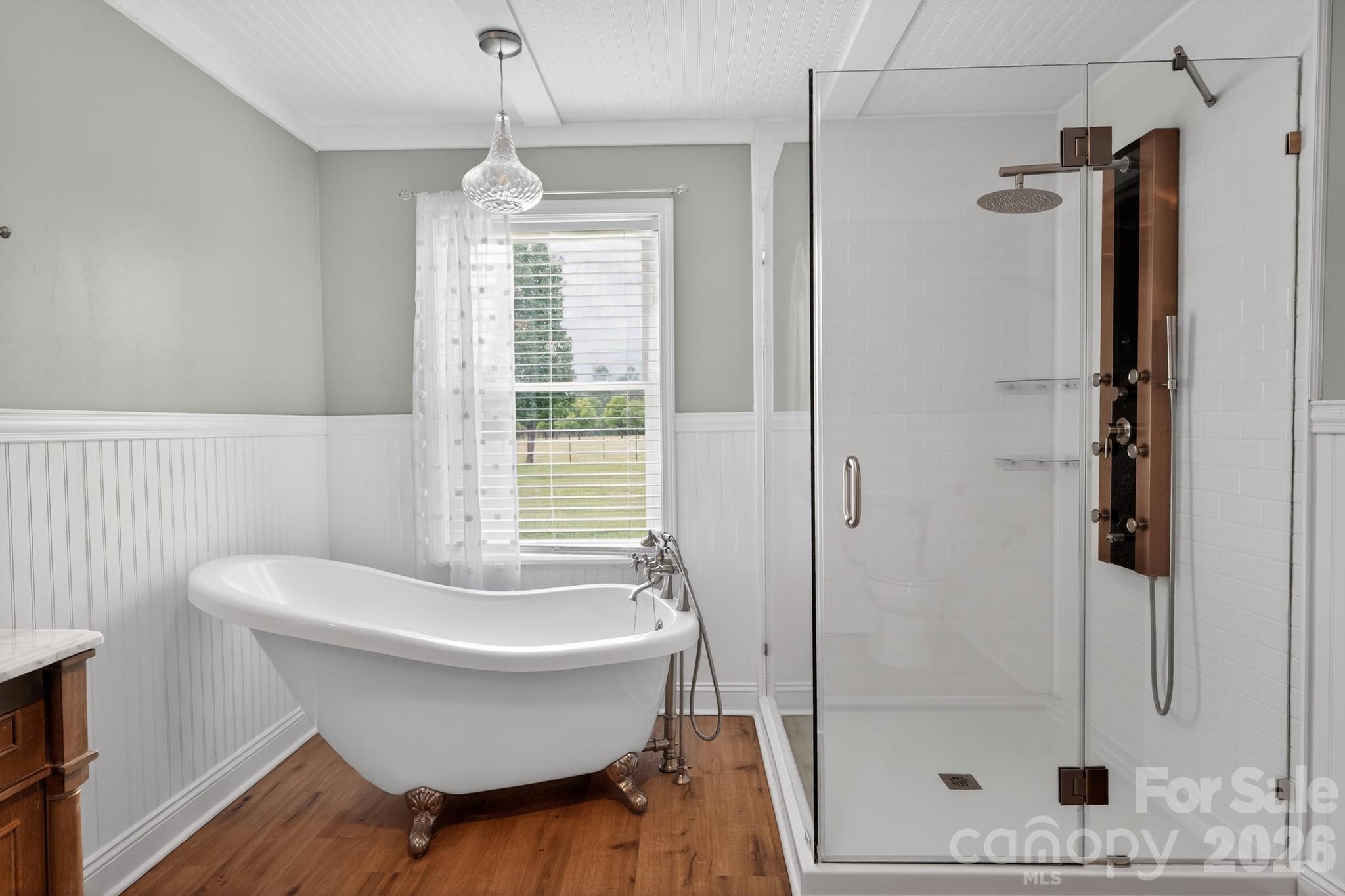 577 Redwood Road Property Photo 26
