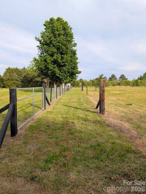 577 Redwood Road Property Photo 38