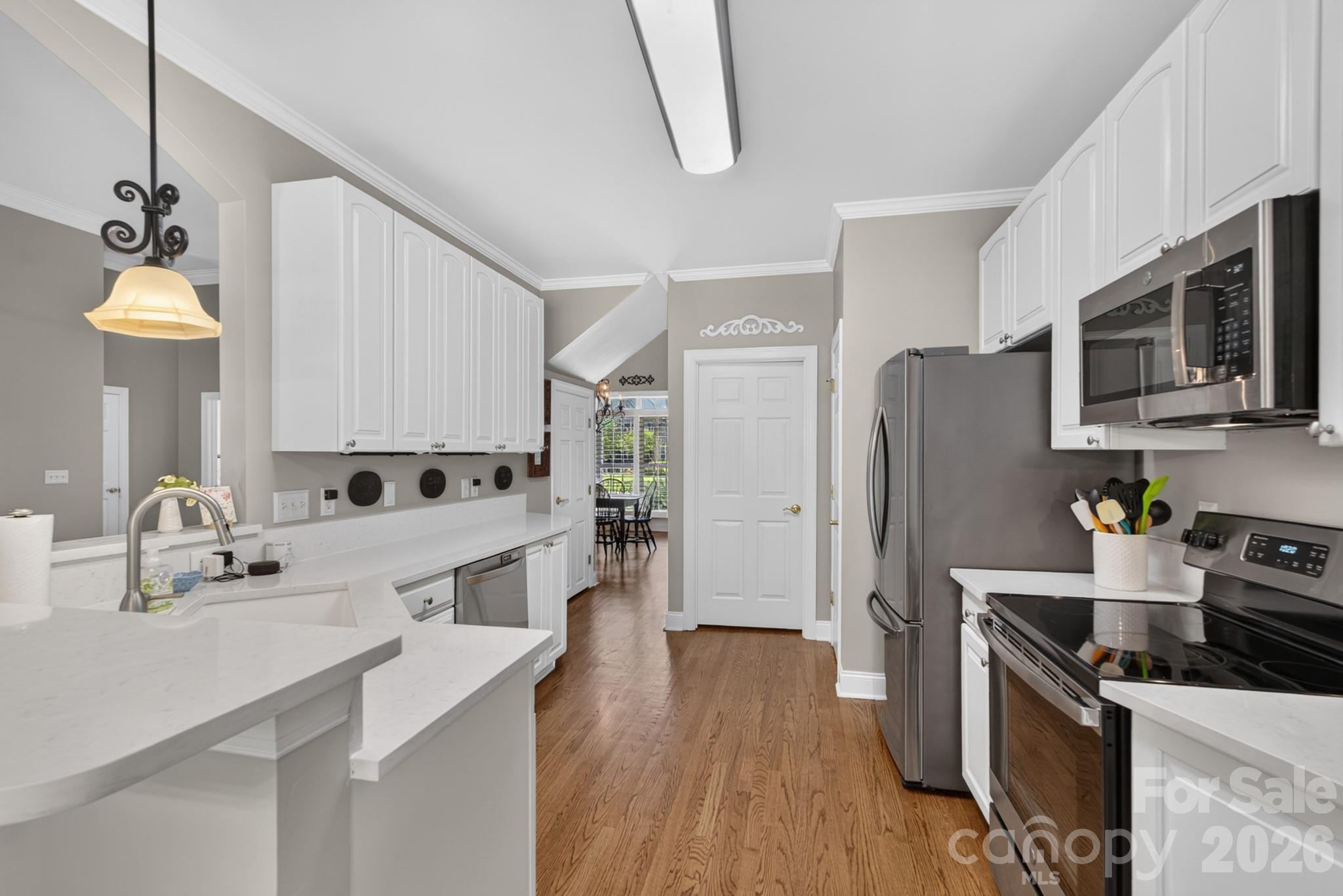 932 Gristmill Drive Property Photo 12