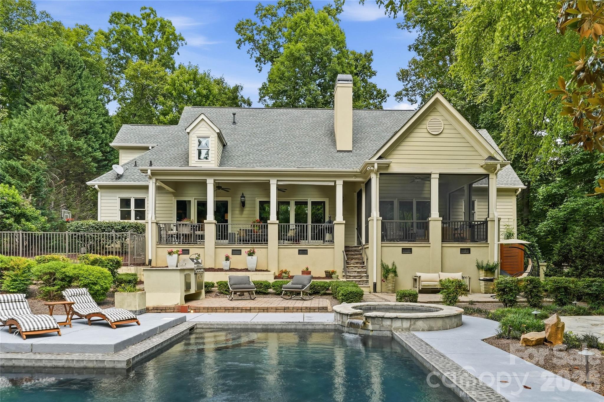 168 Dedham Loop Property Photo 4