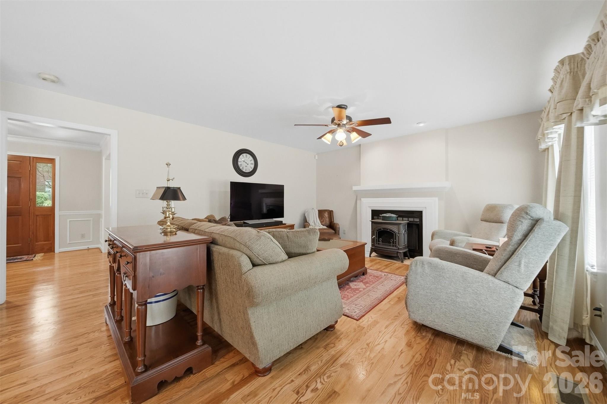 1032 30th Avenue Lane Property Photo 4