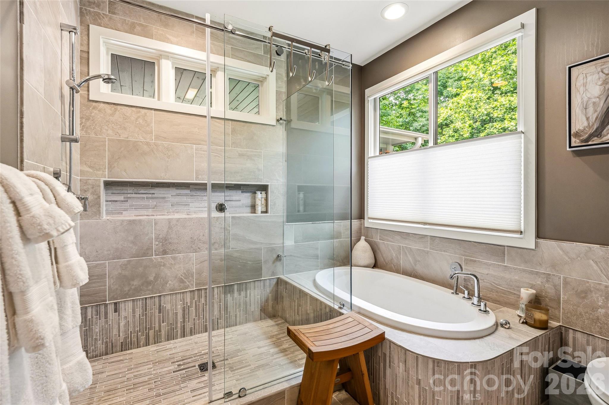233 Tanglewood Lane Property Photo 18