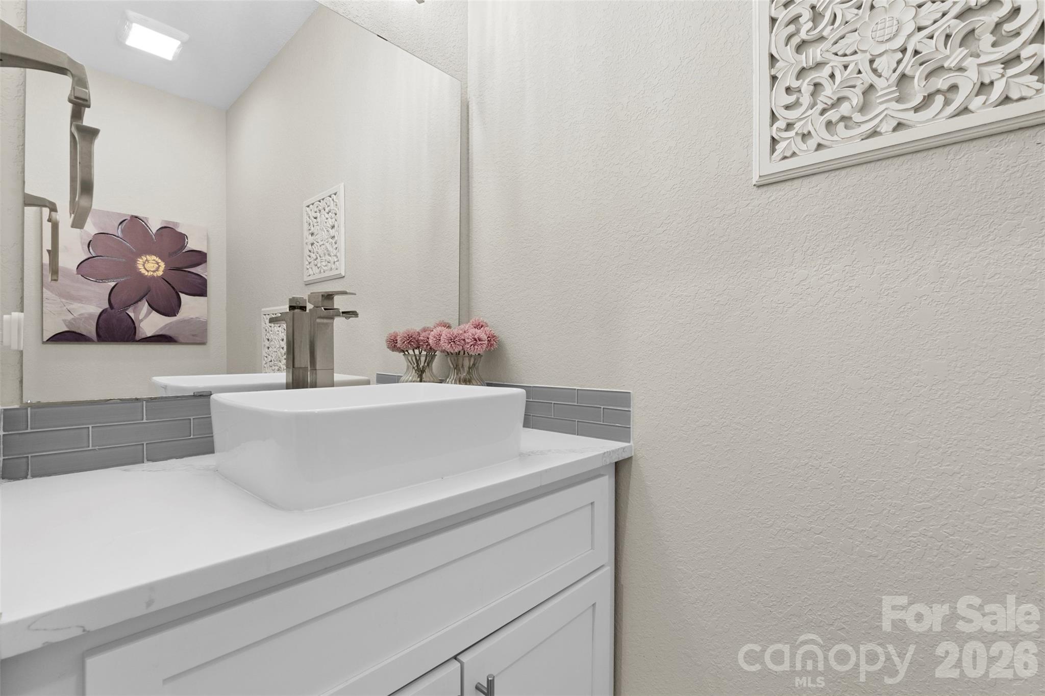 7015 Waterfront Place Property Photo 12