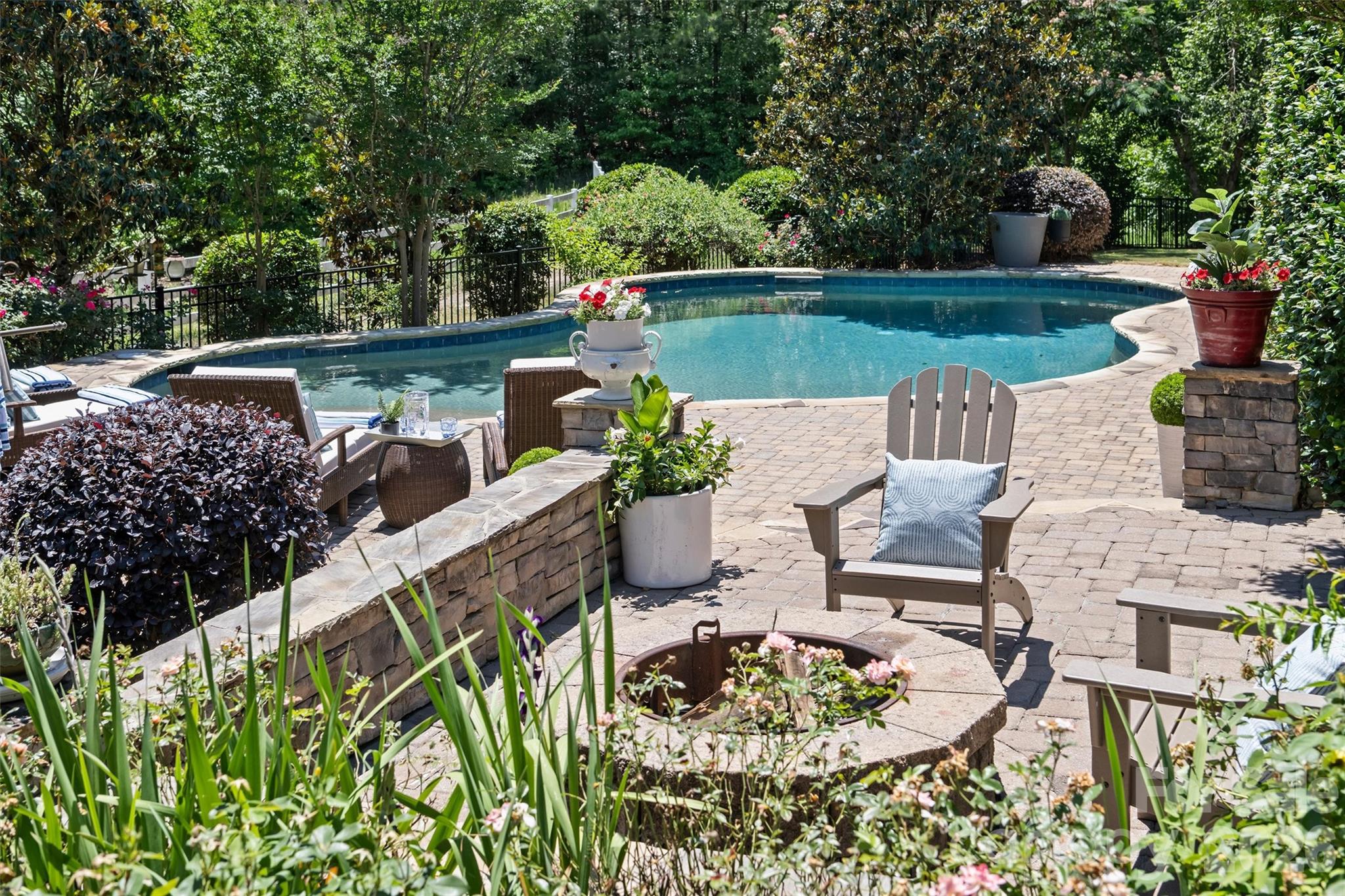 626 Pomegranate Place Property Photo 40