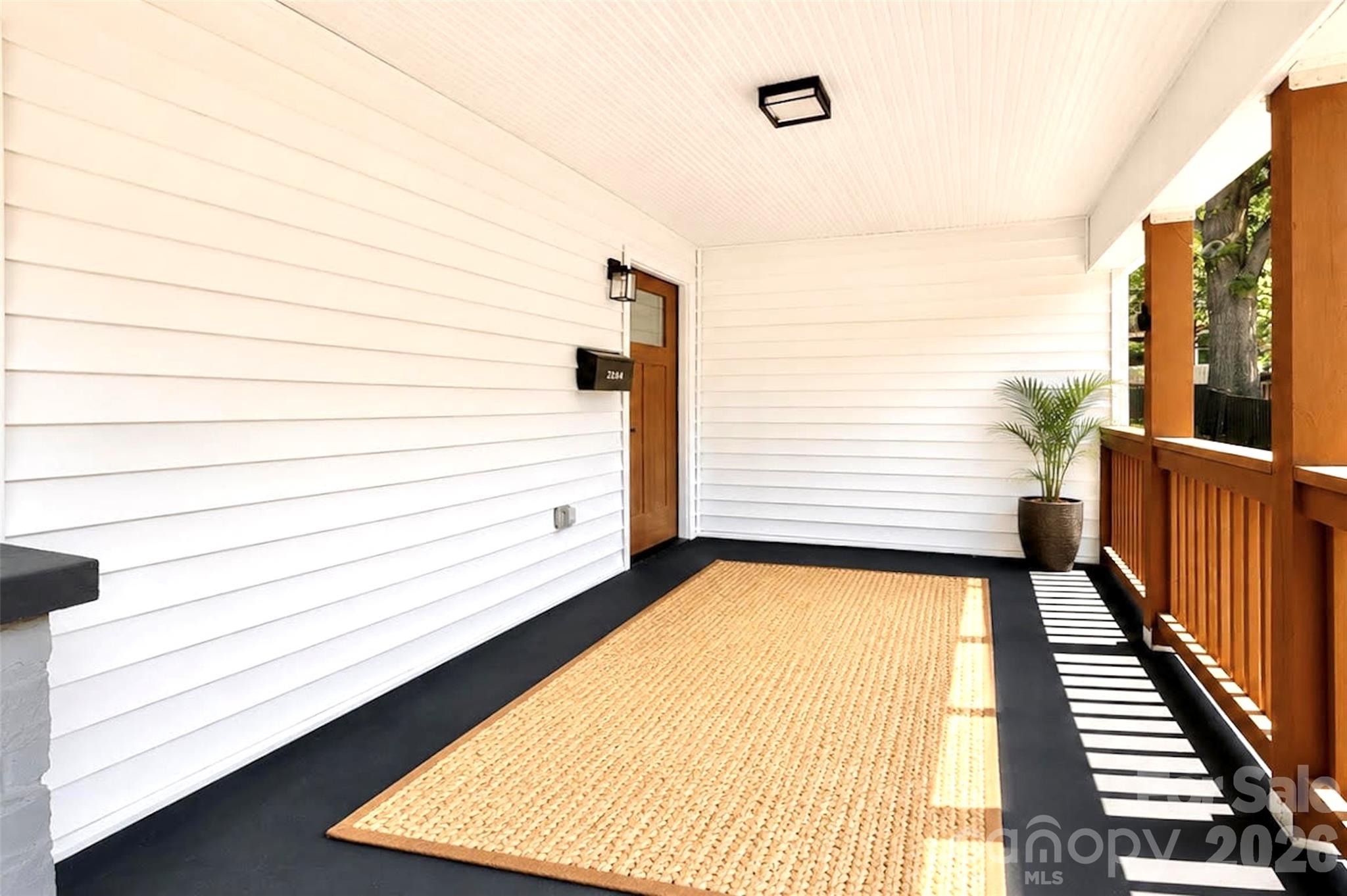 2204 Rozzelles Ferry Road Property Photo 3
