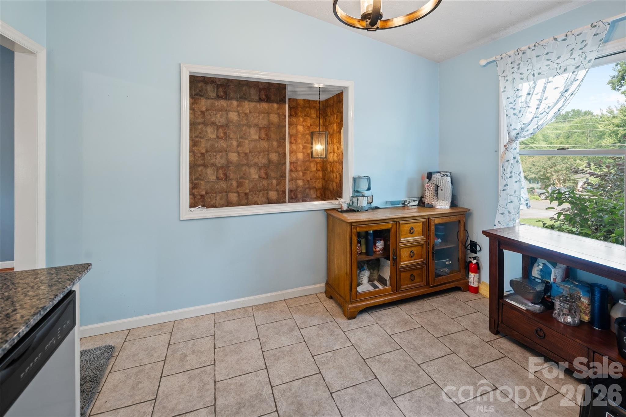 2114 Margaret Drive Property Photo 7