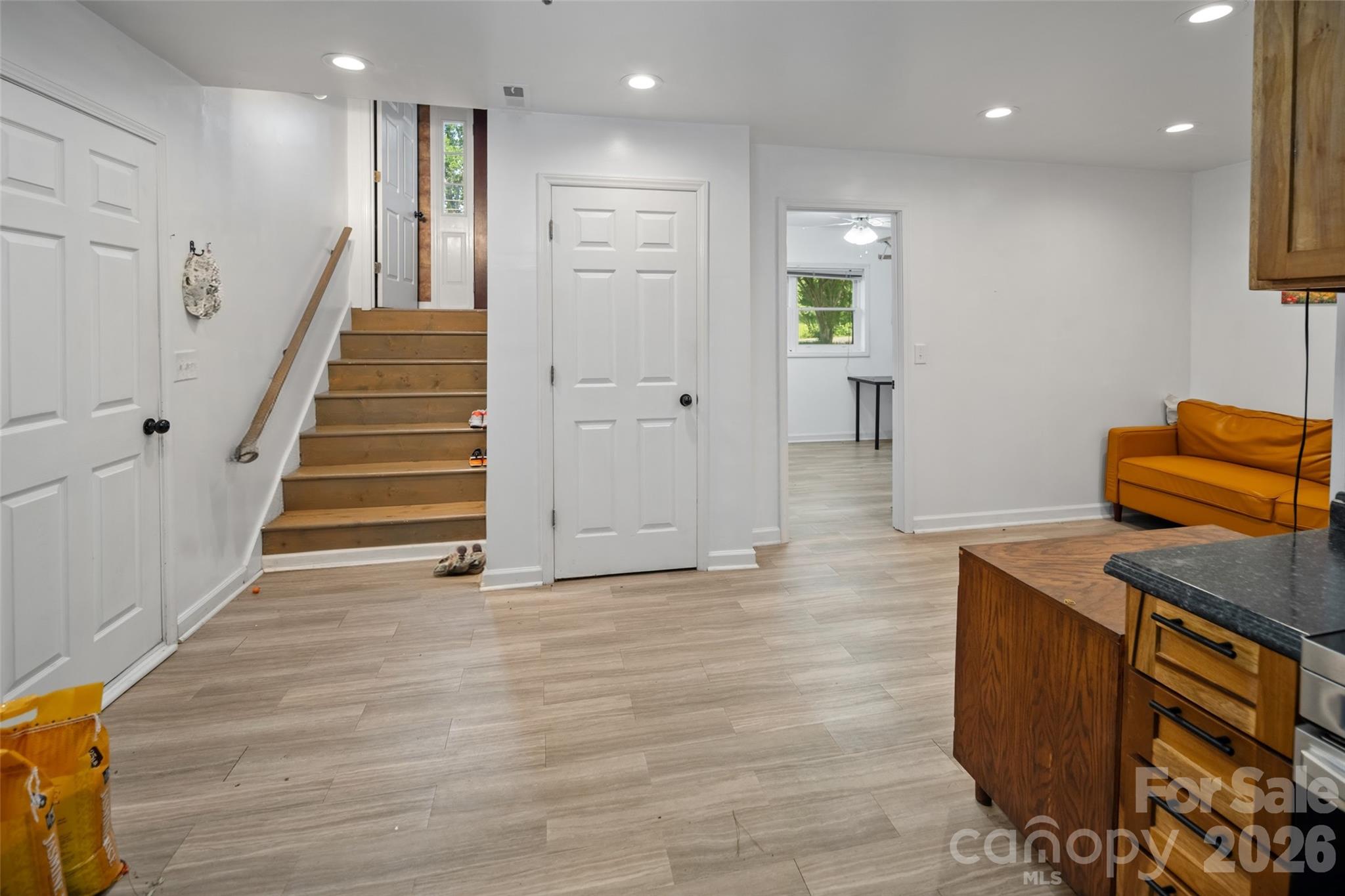 2114 Margaret Drive Property Photo 12