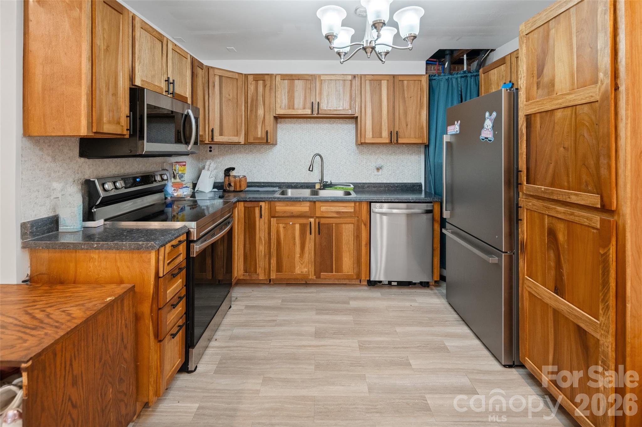 2114 Margaret Drive Property Photo 13