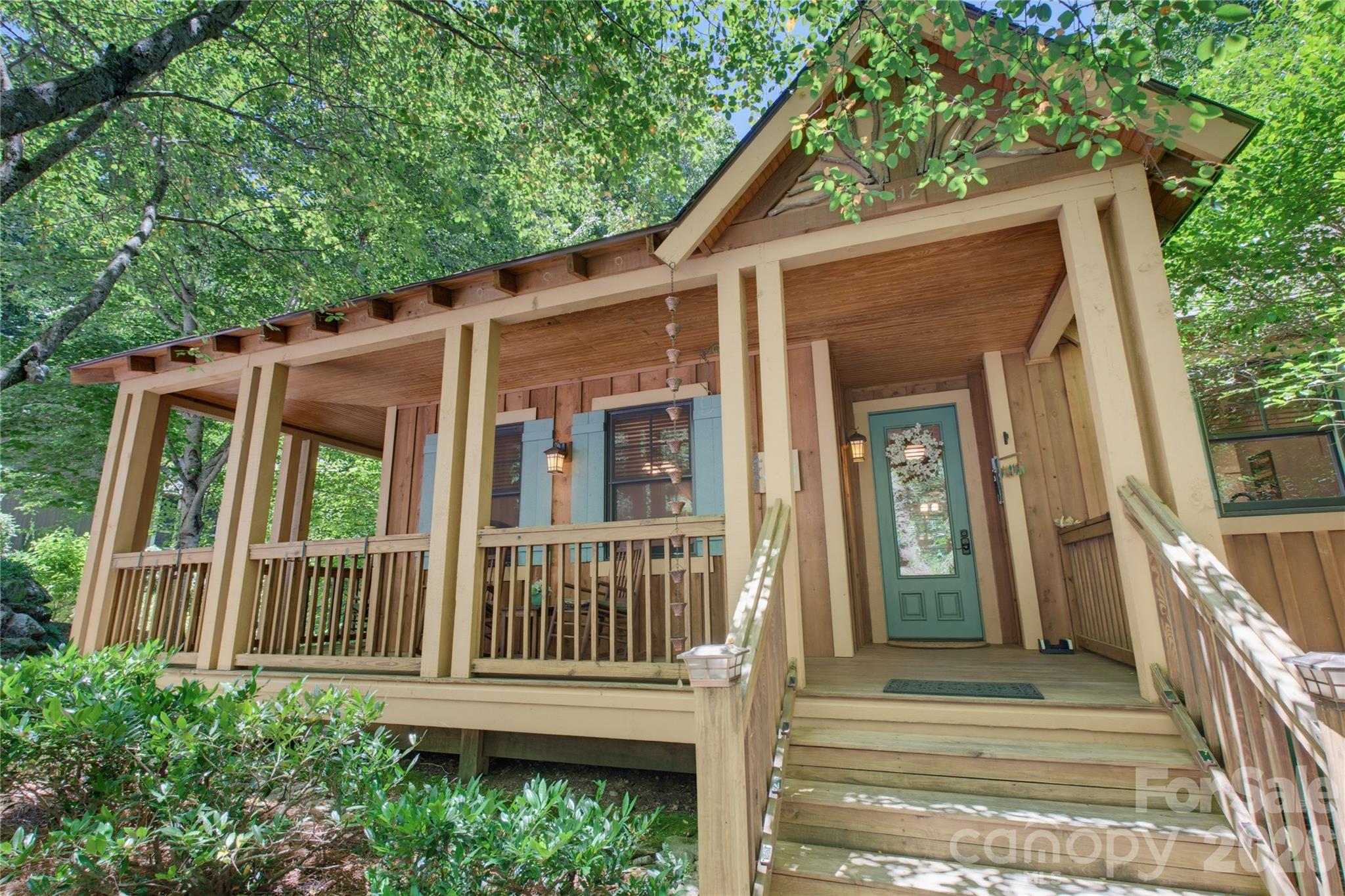 112 Boulder Creek Lane Property Photo 3
