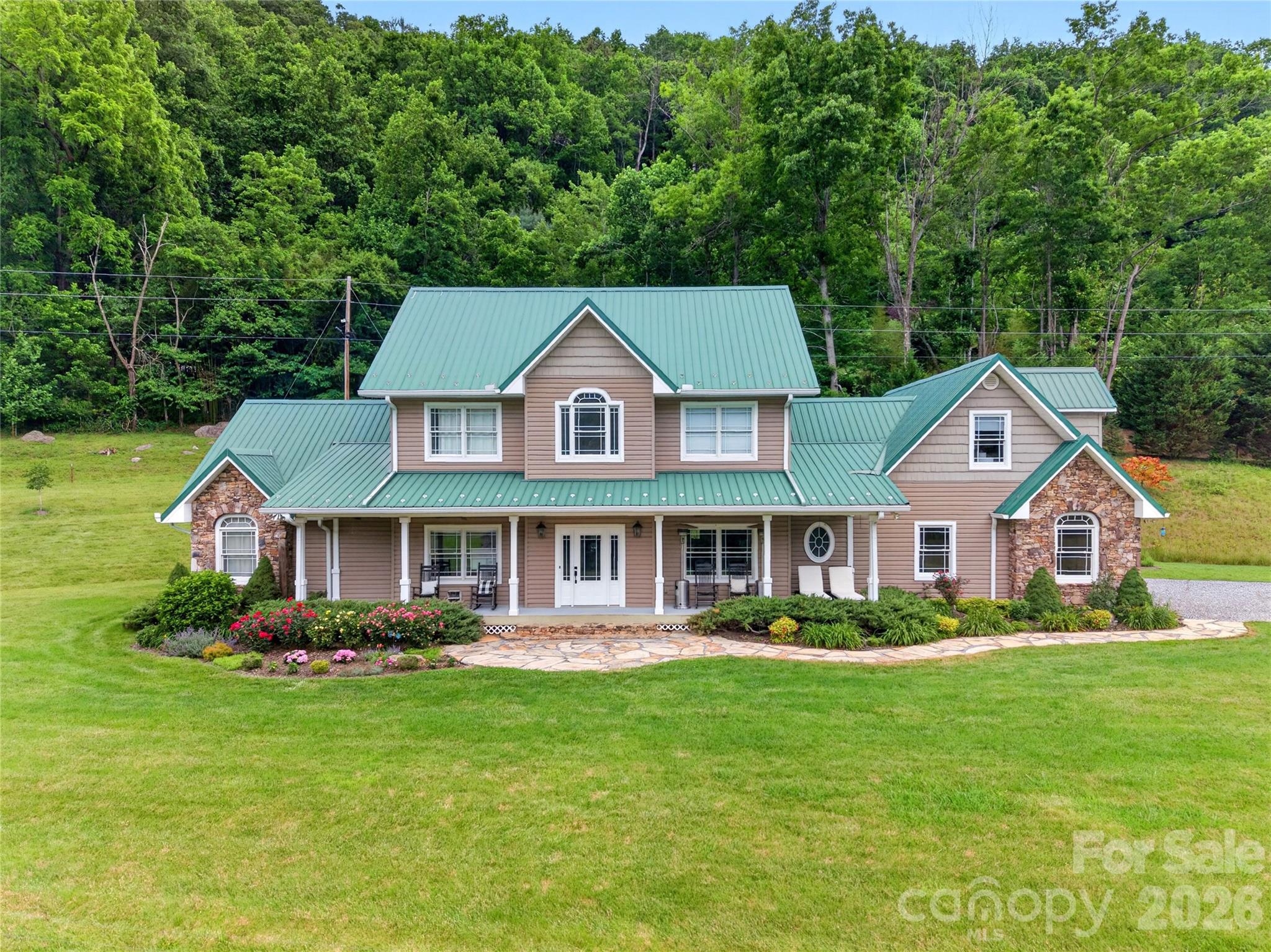 227 Black Bear Cove Property Photo 1