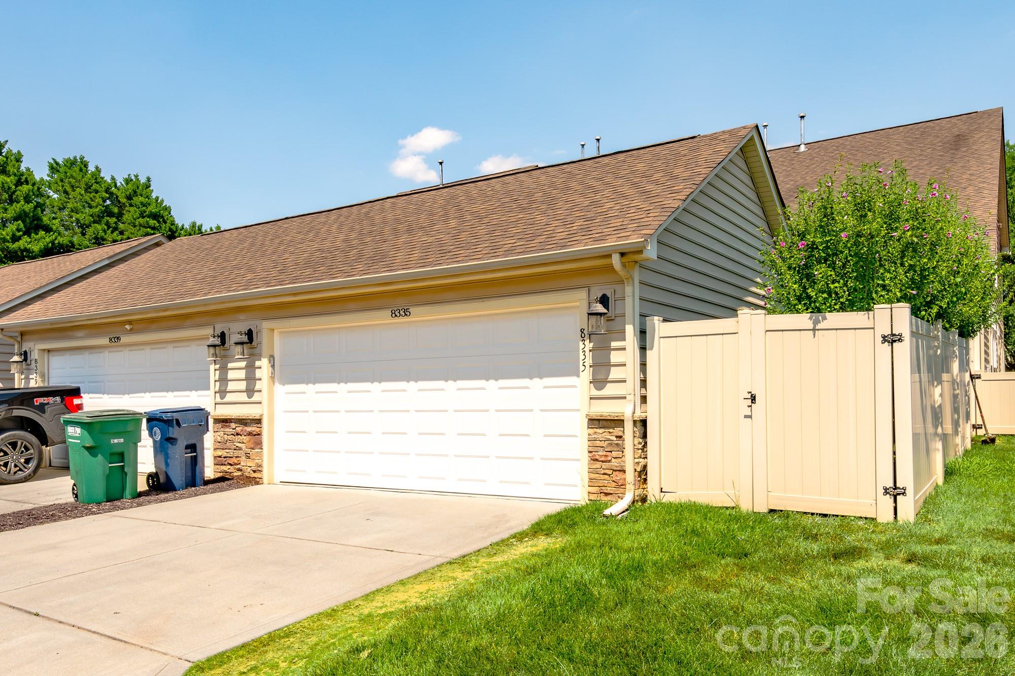 8335 Viewpoint Lane Property Photo 31