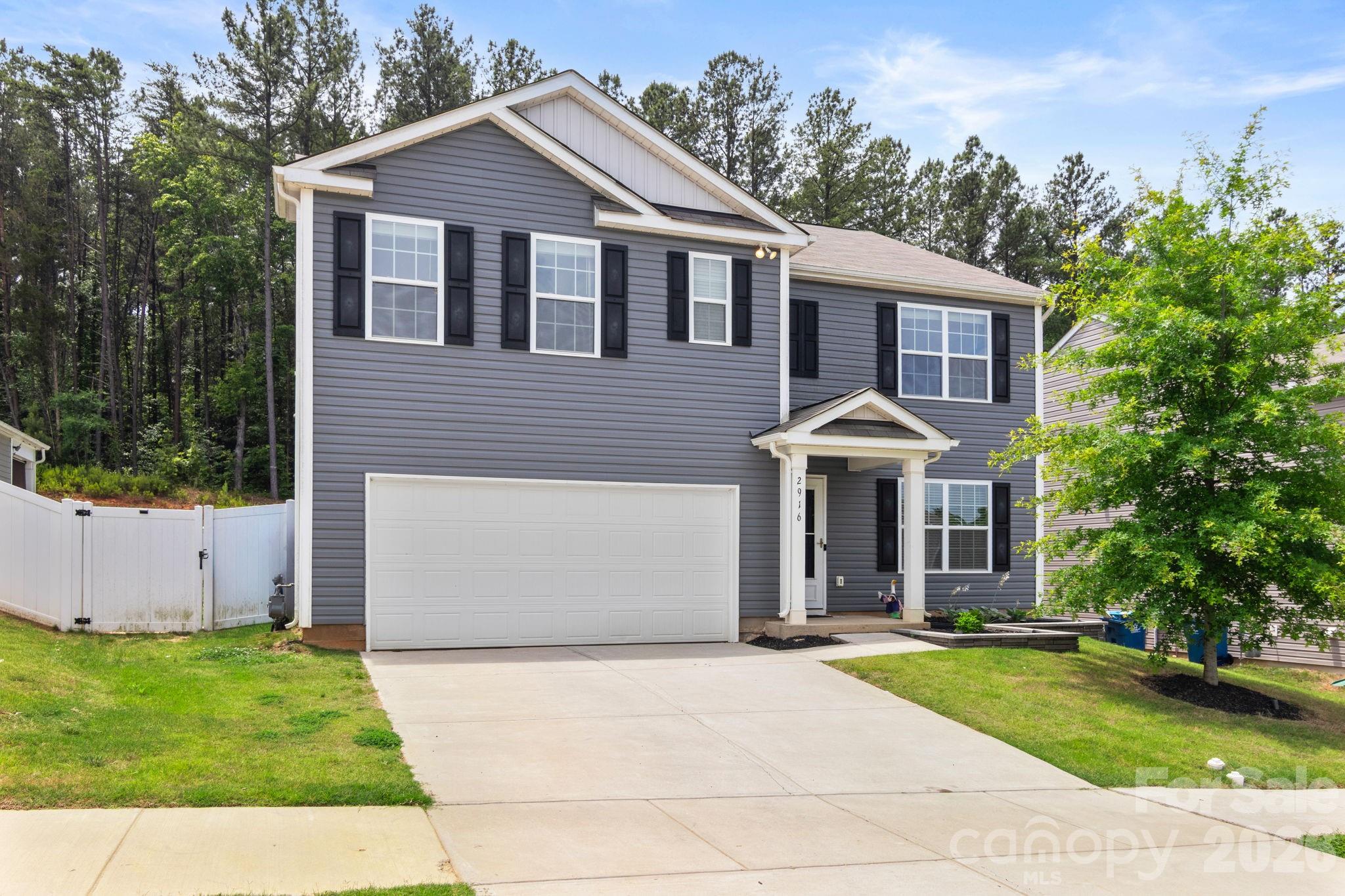 2916 Sherrills Stream Drive Property Photo 2