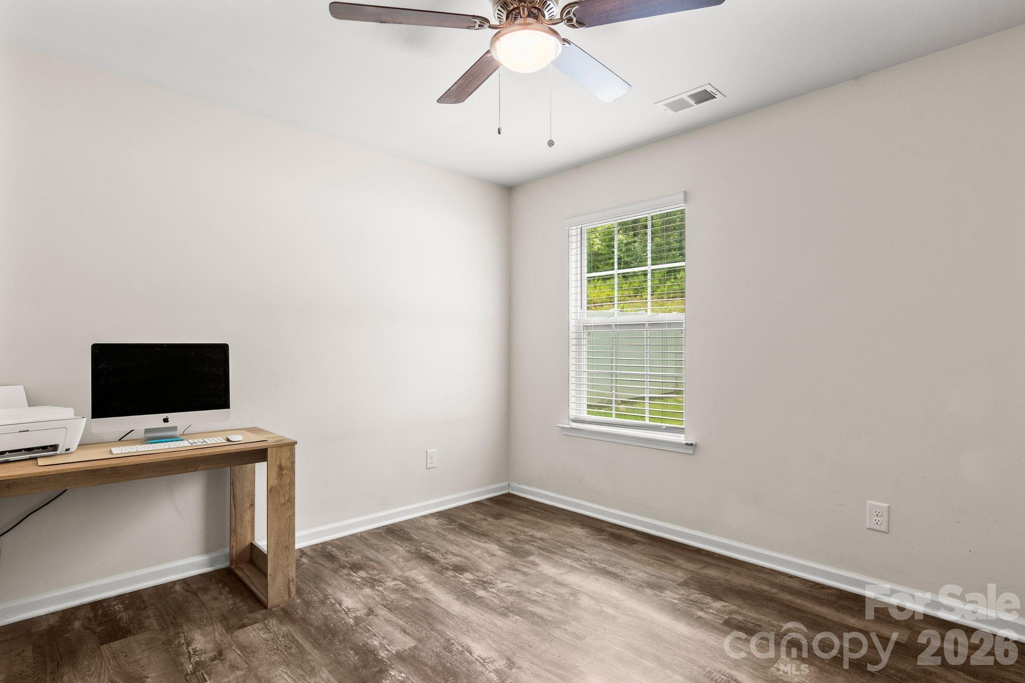 2916 Sherrills Stream Drive Property Photo 14