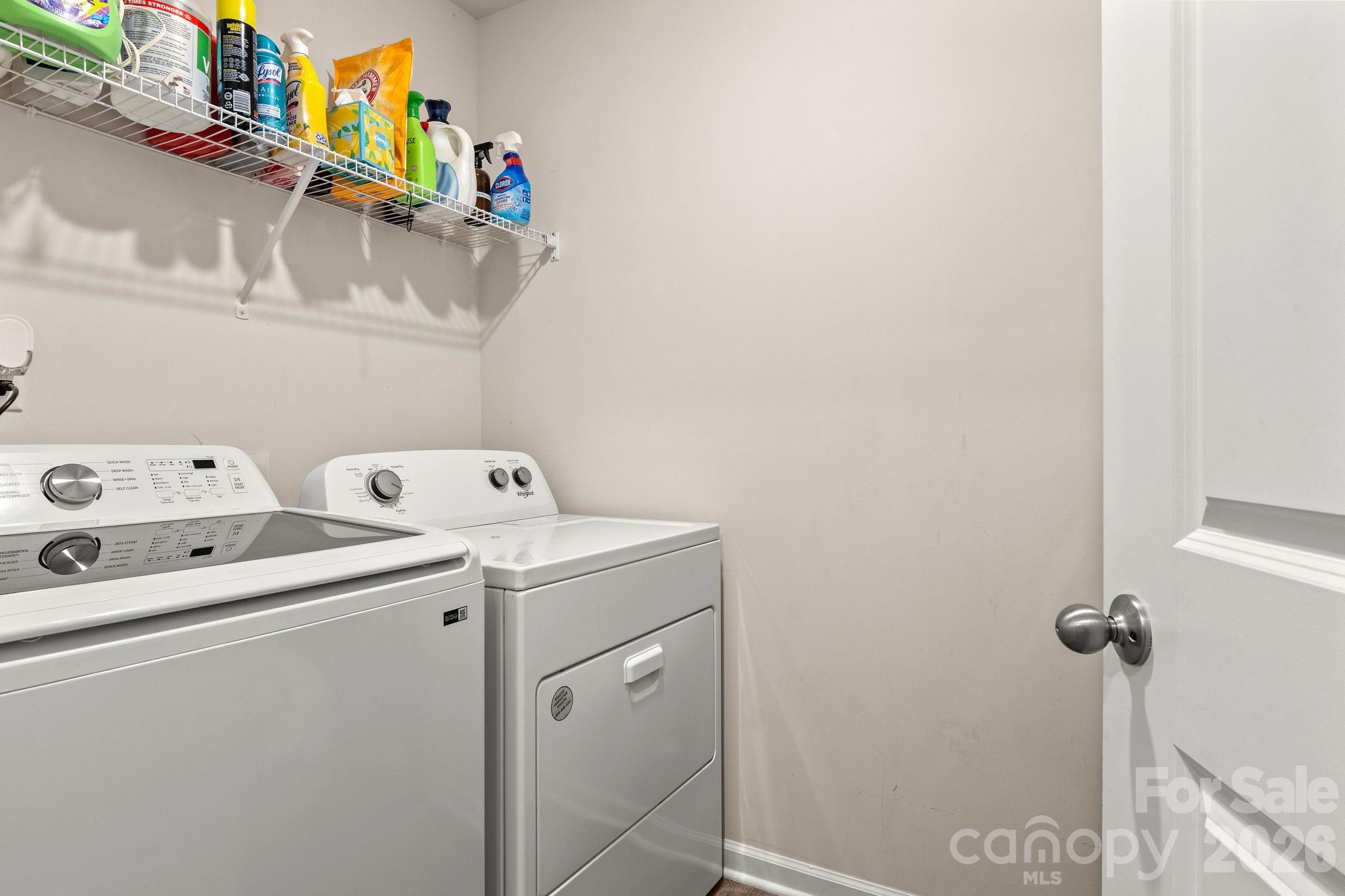 2916 Sherrills Stream Drive Property Photo 17