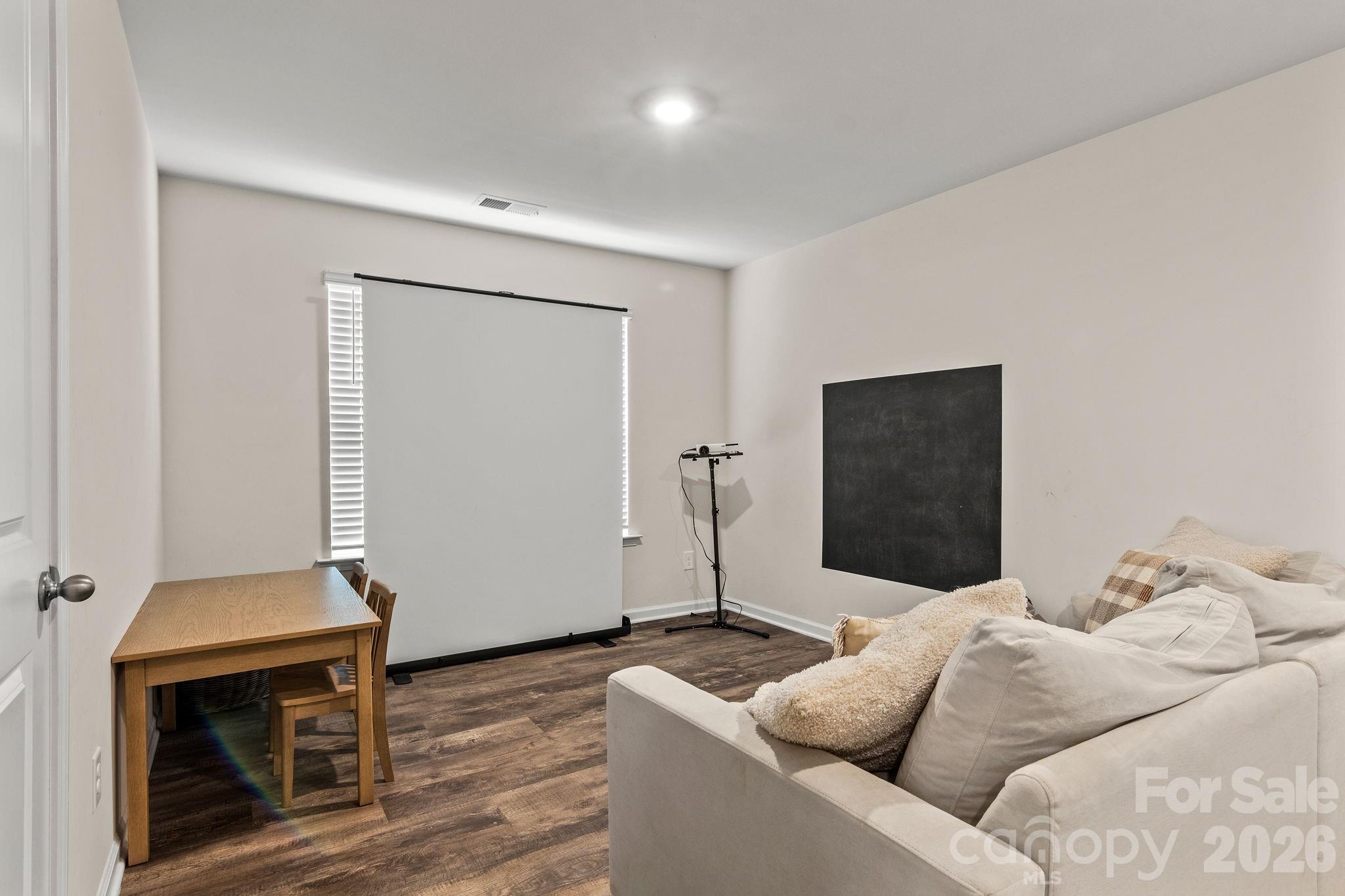 2916 Sherrills Stream Drive Property Photo 25