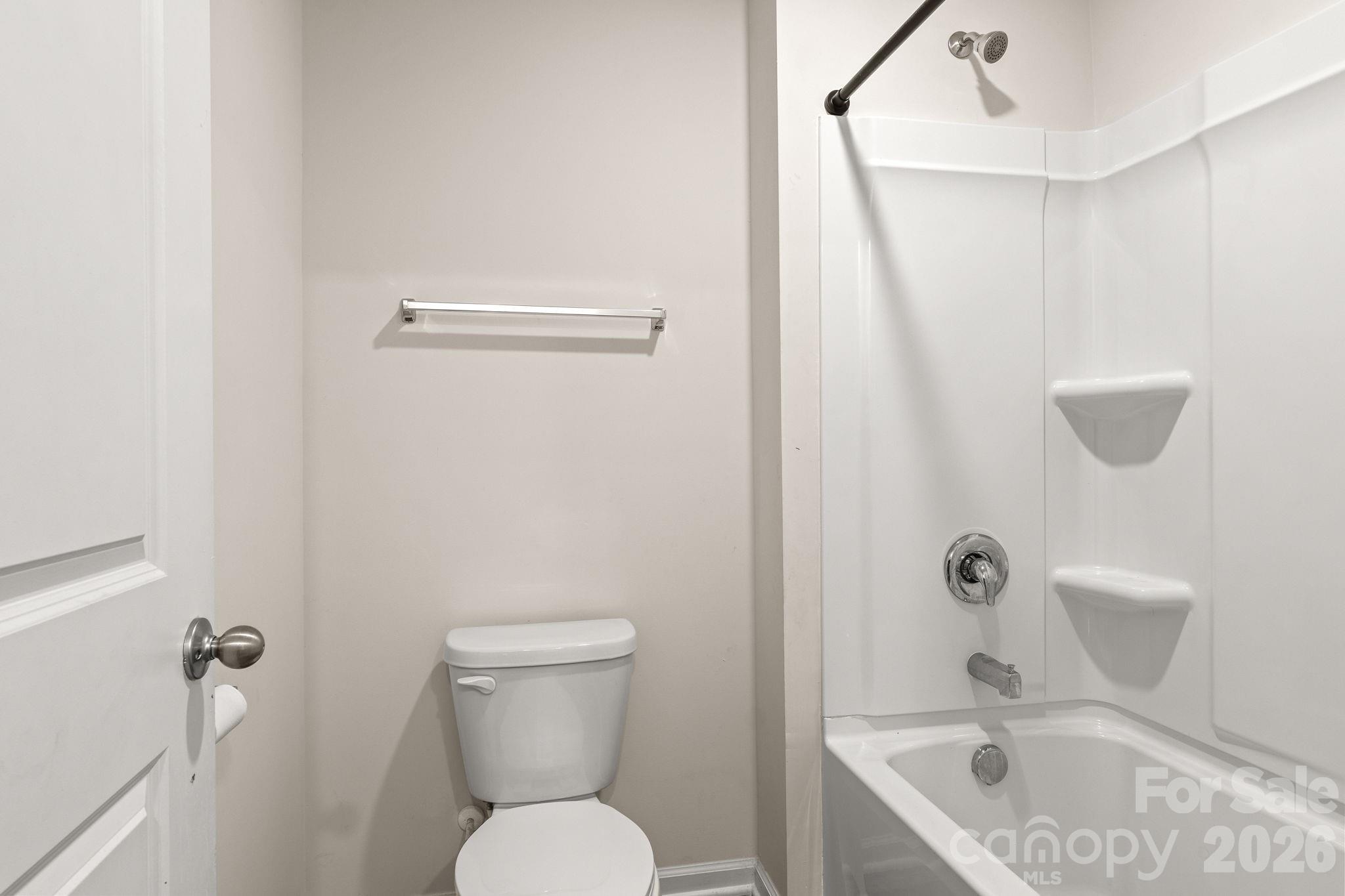 2916 Sherrills Stream Drive Property Photo 27