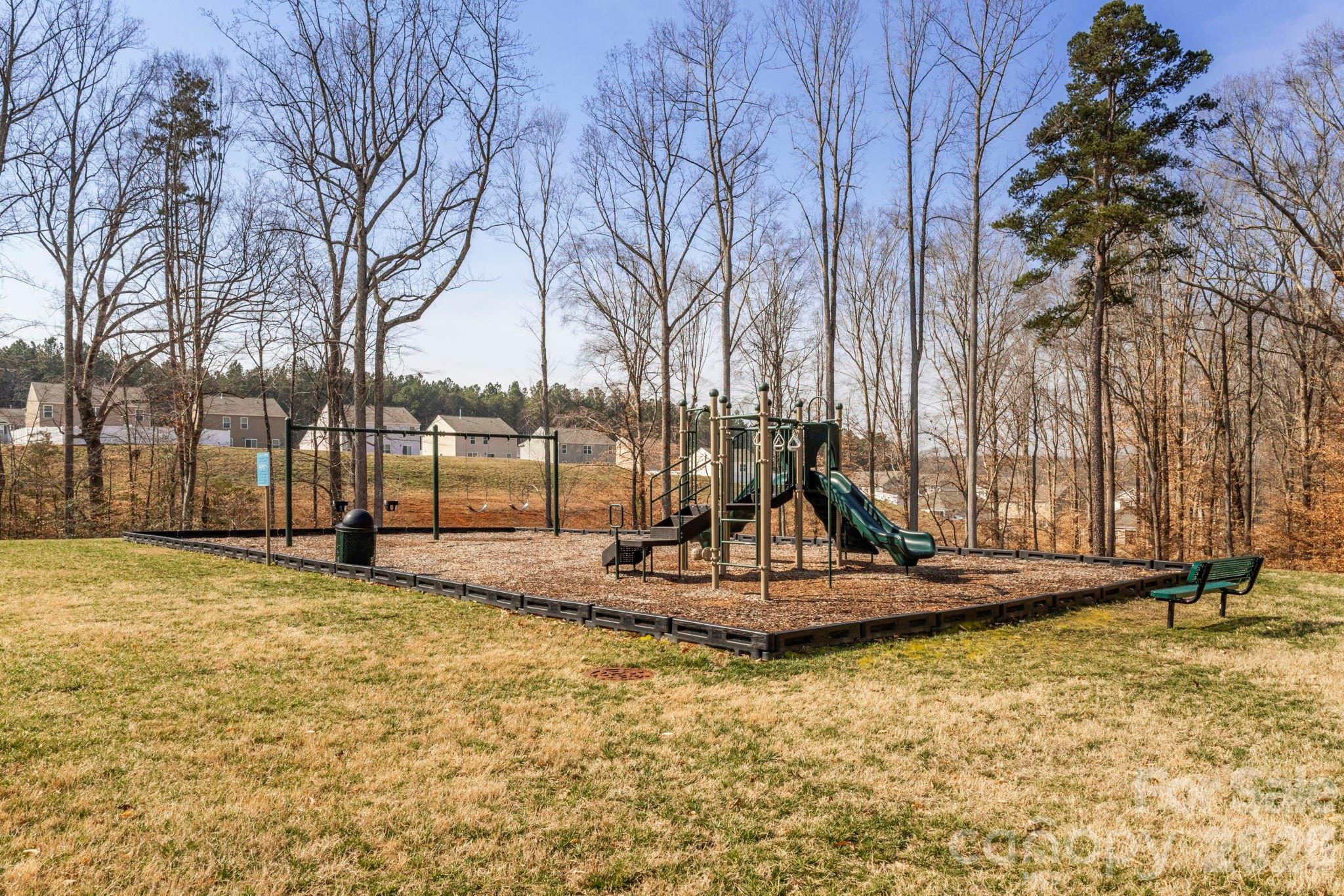 2916 Sherrills Stream Drive Property Photo 34