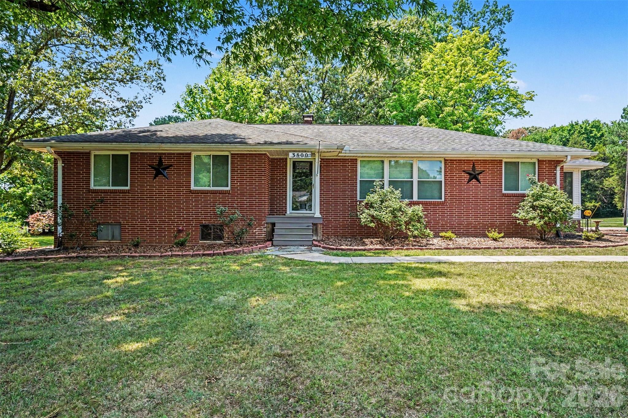 3800 Centergrove Road Property Photo 2
