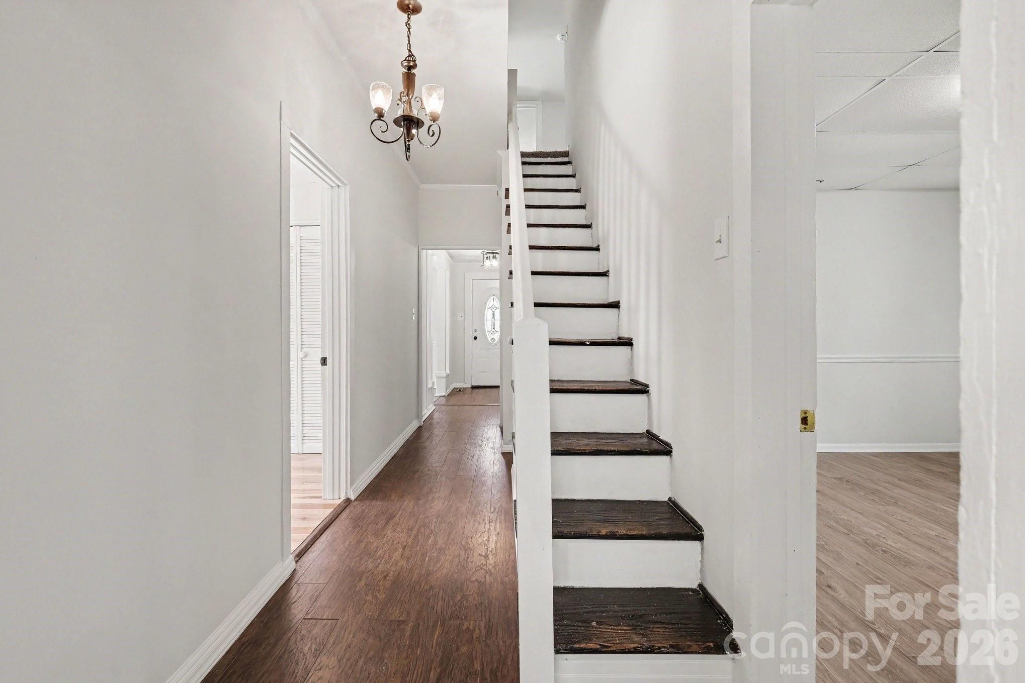 1402 1st Avenue Place Property Photo 7
