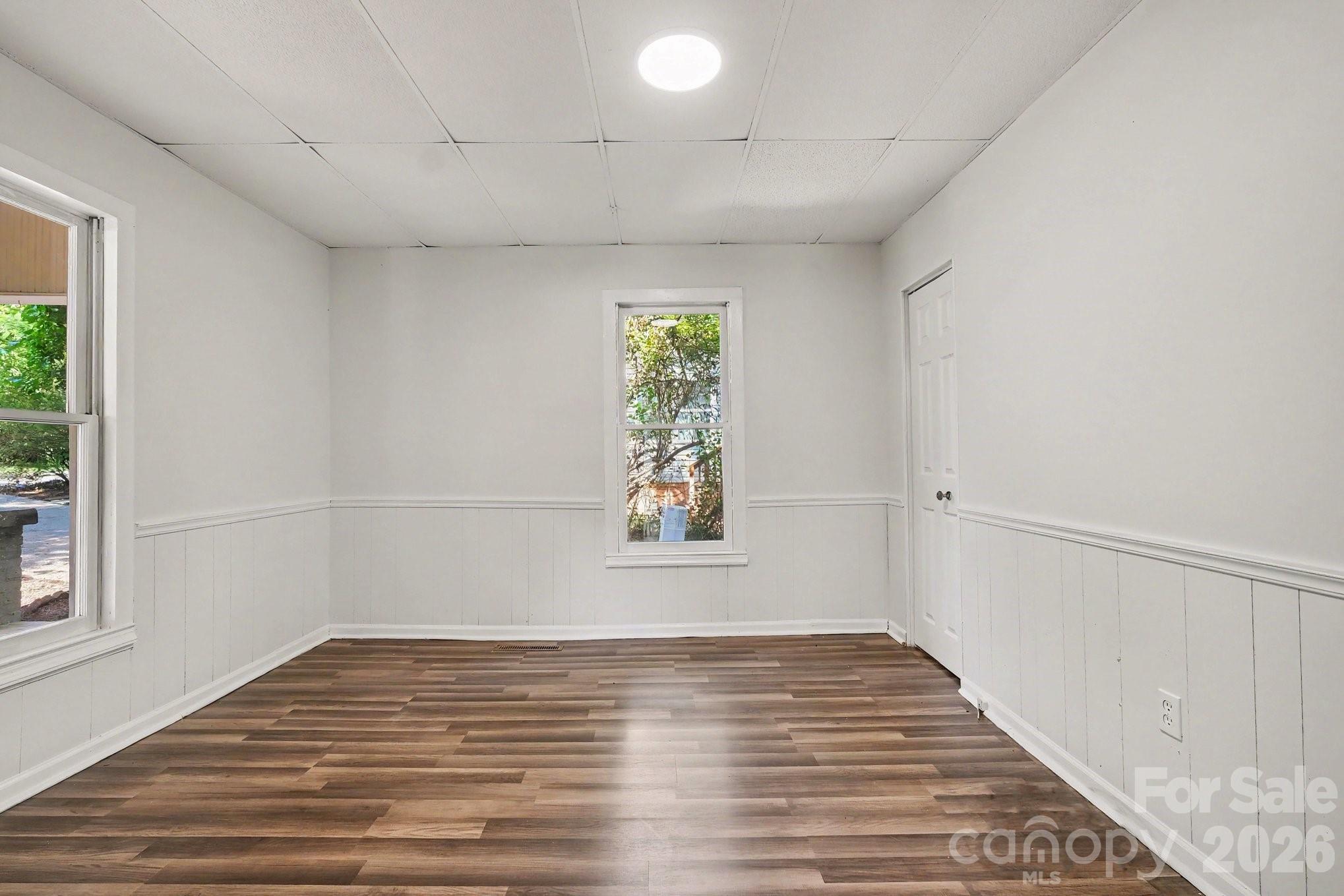 1402 1st Avenue Place Property Photo 15