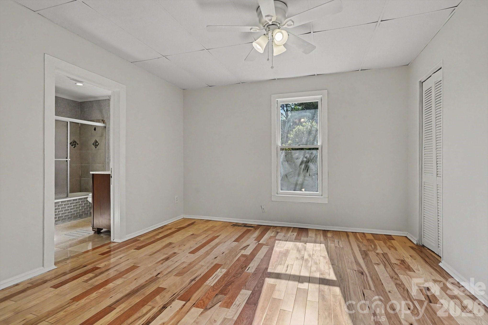 1402 1st Avenue Place Property Photo 28