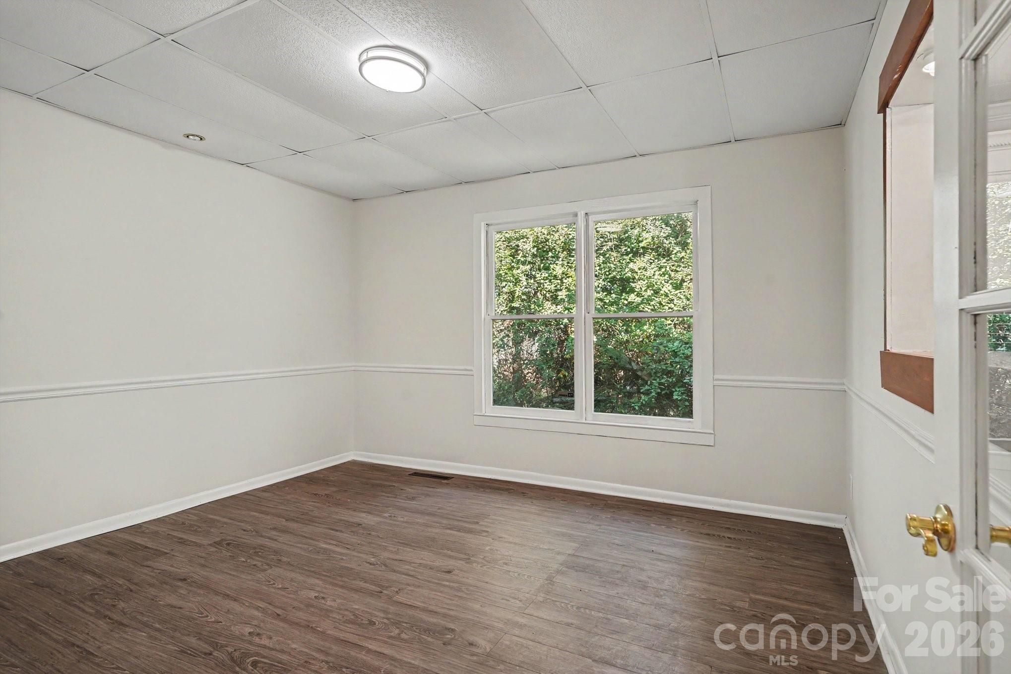 1402 1st Avenue Place Property Photo 29