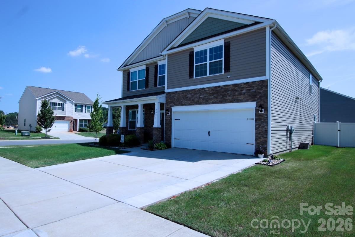 2005 Mariah Glen Court Property Photo 2