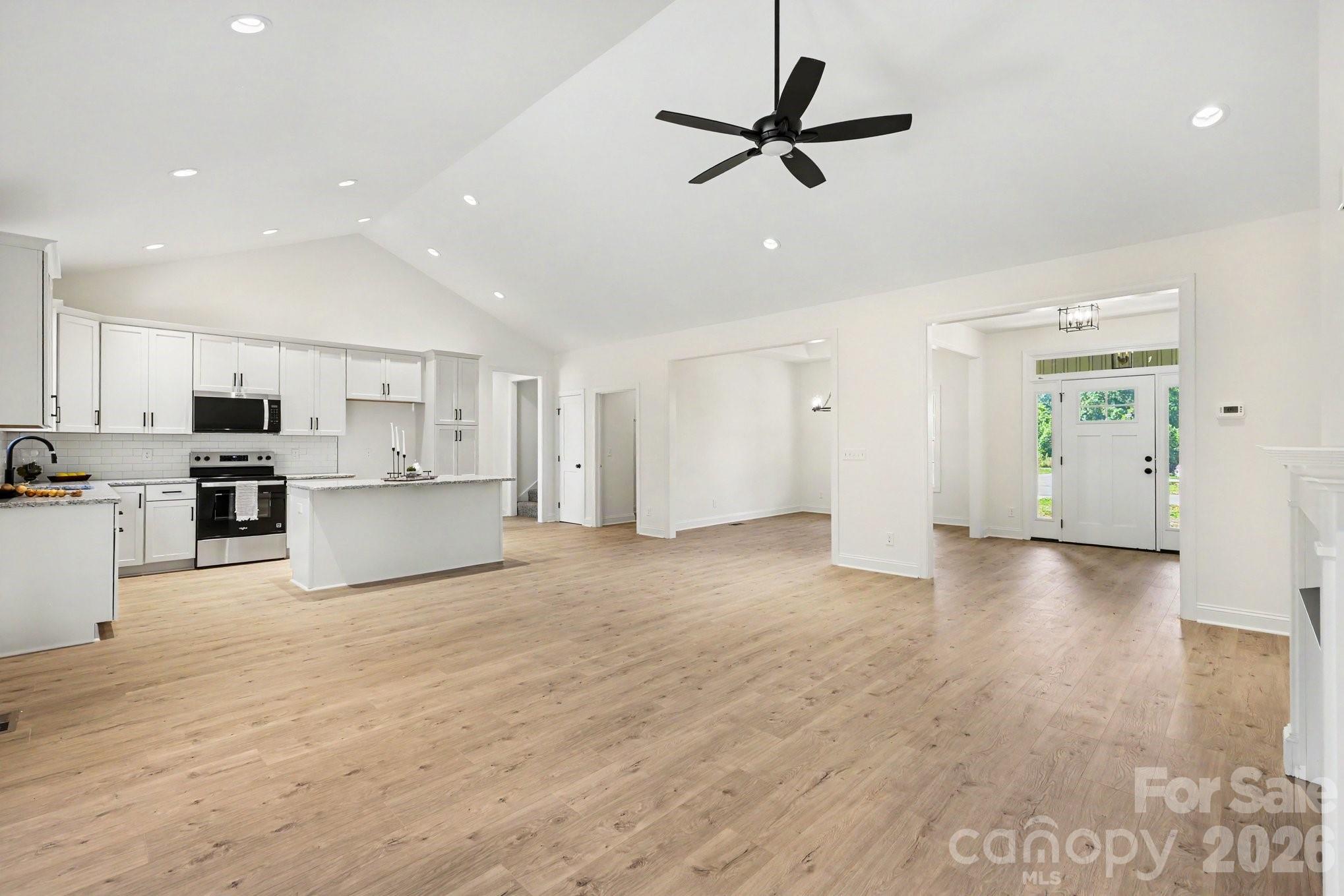 402 Dorothy Drive Property Photo 12