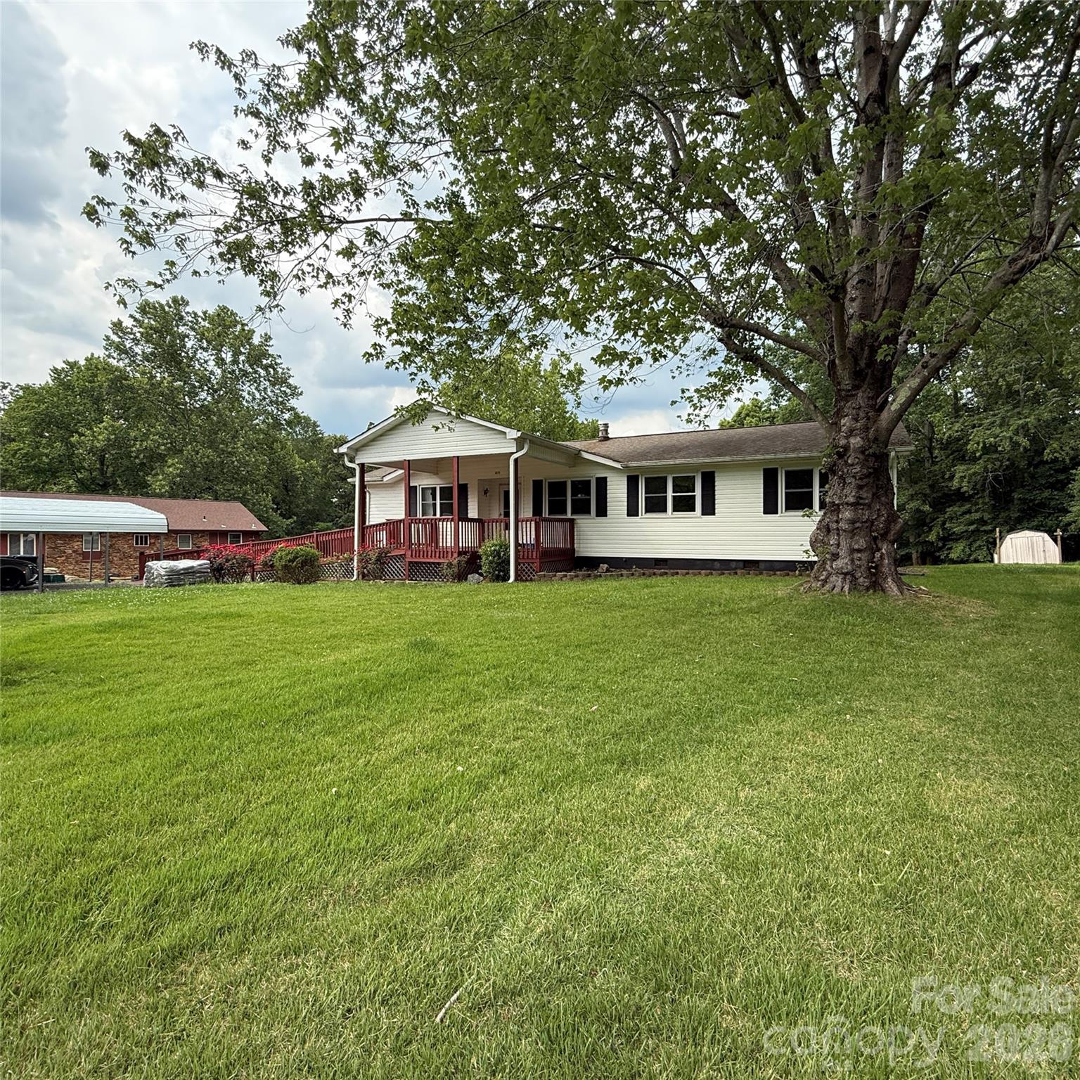 210 Bleynat Street Property Photo 19