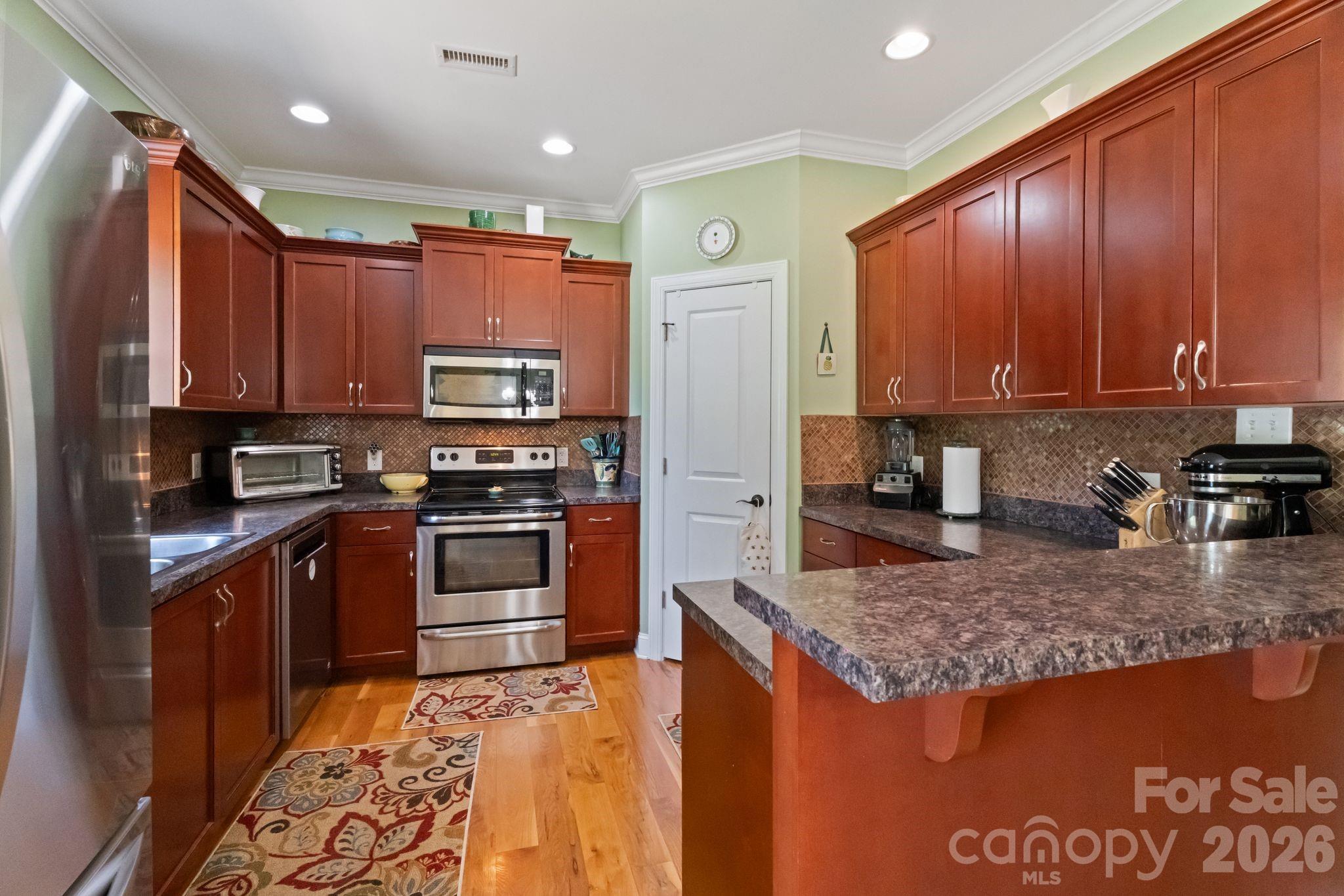 1621 Herbie Circle Property Photo 11