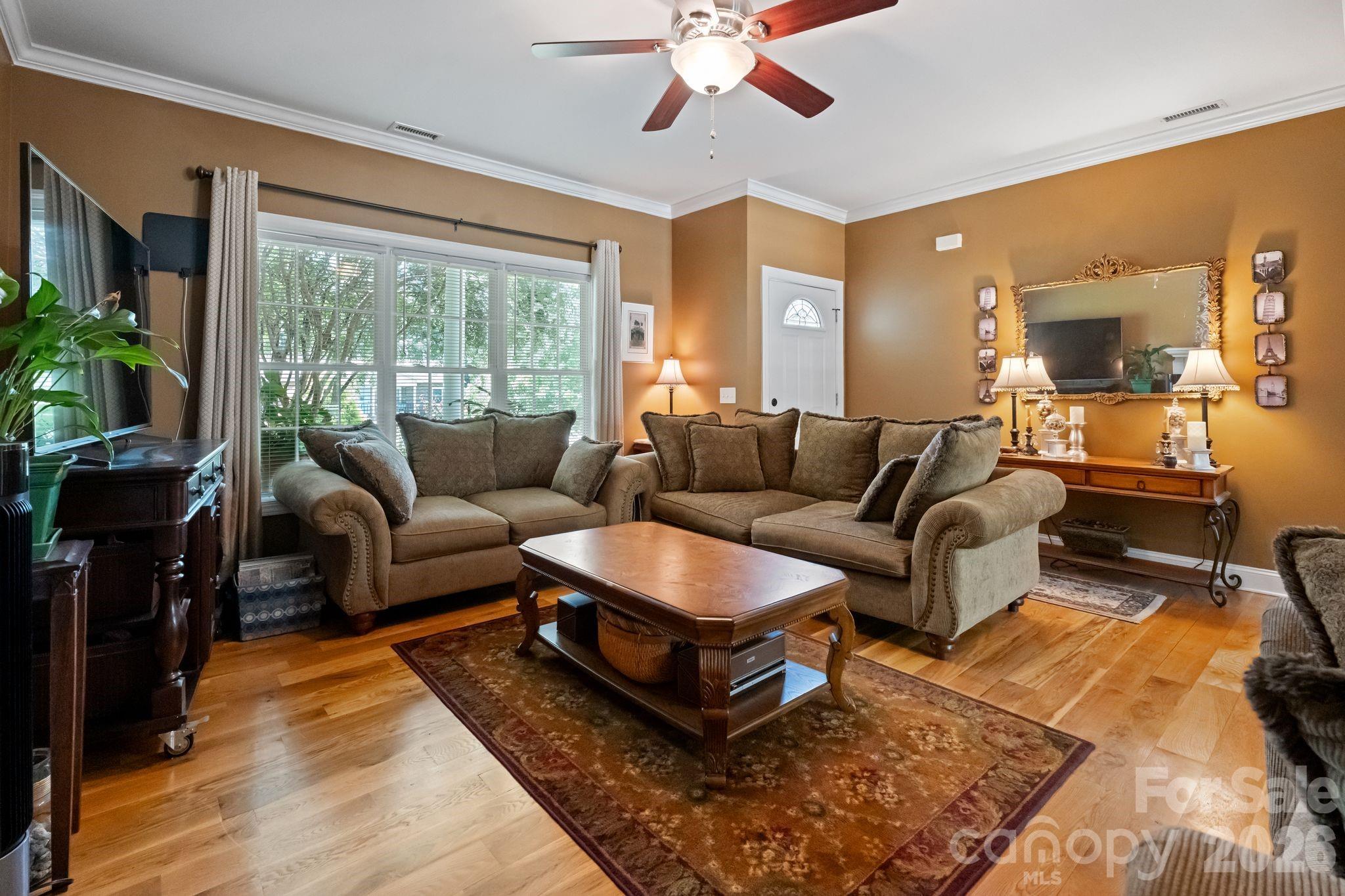 1621 Herbie Circle Property Photo 17