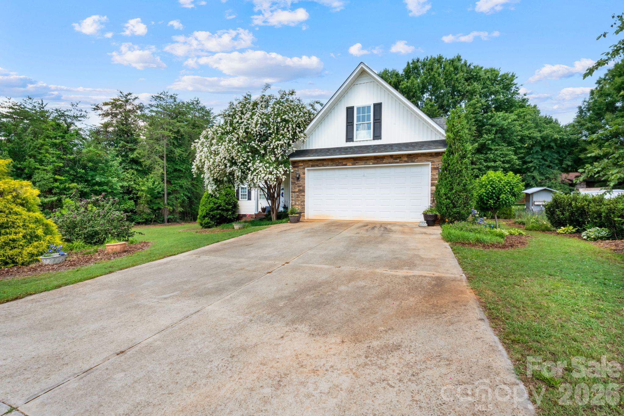 1621 Herbie Circle Property Photo 24