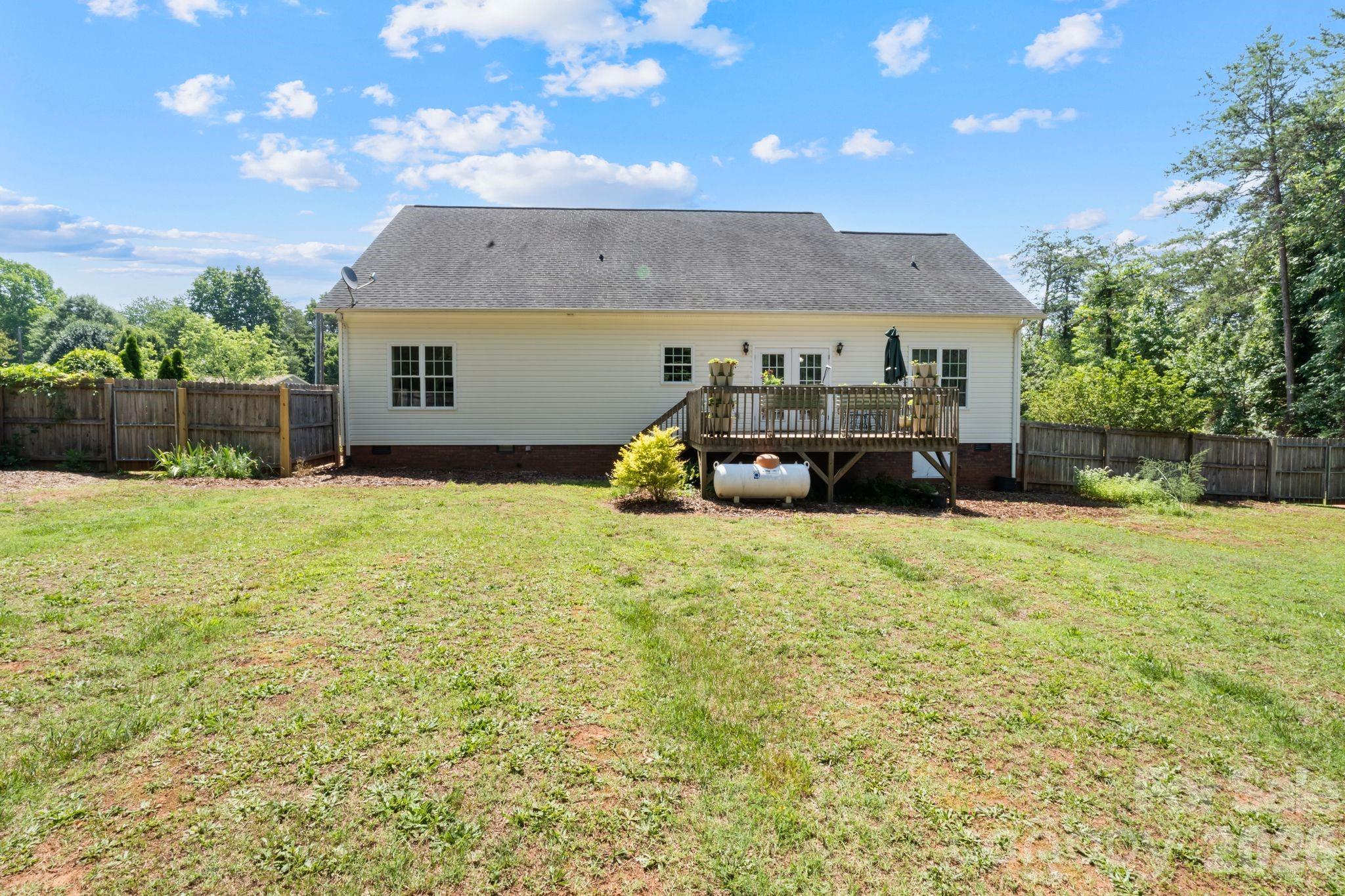 1621 Herbie Circle Property Photo 28