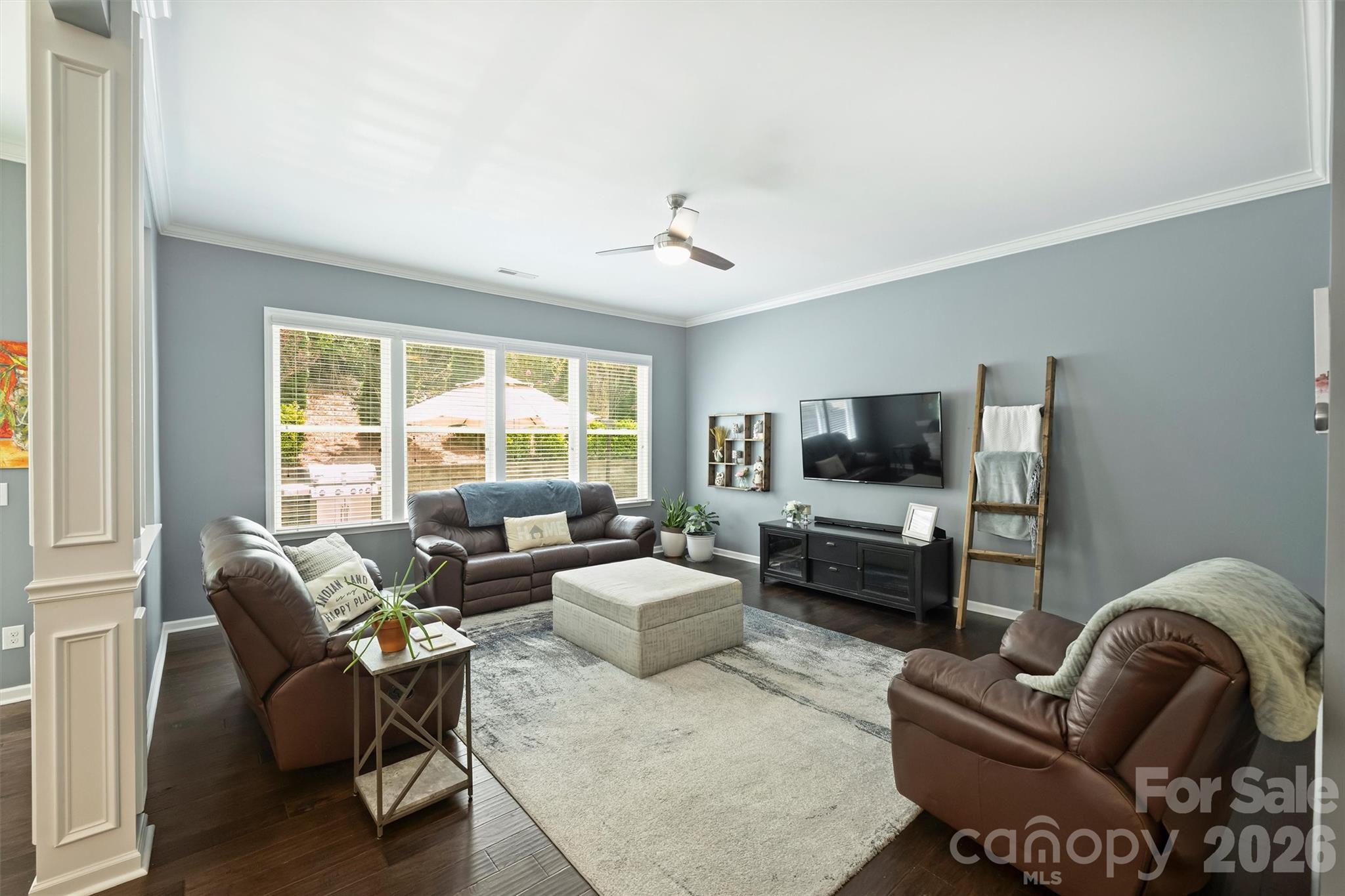 1113 Bassett Way Property Photo 14