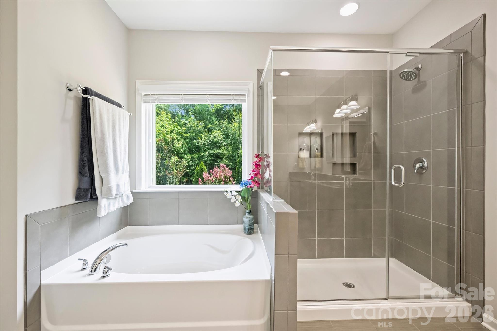 1113 Bassett Way Property Photo 28