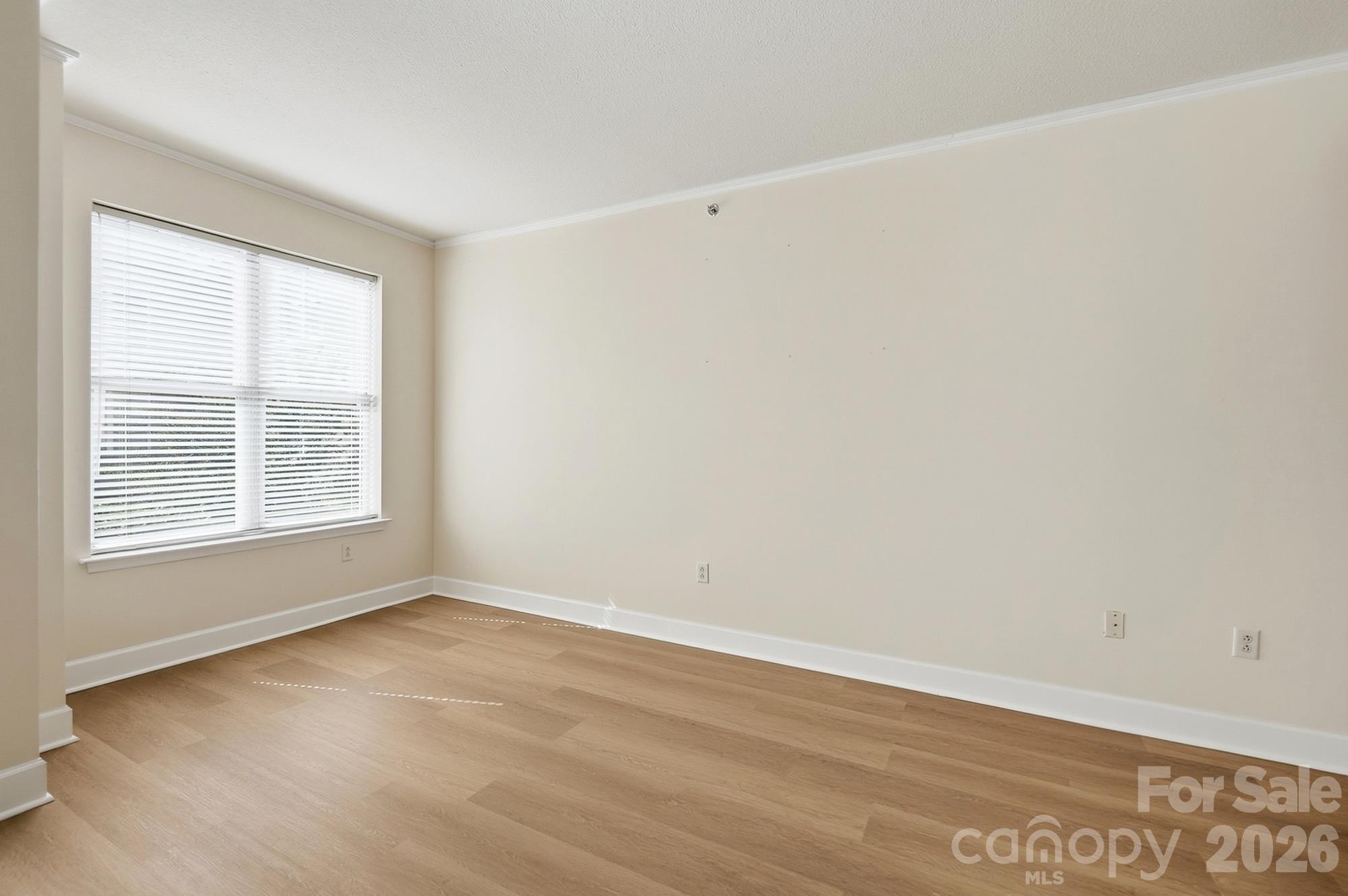 1315 East Boulevard 411 Property Photo 11