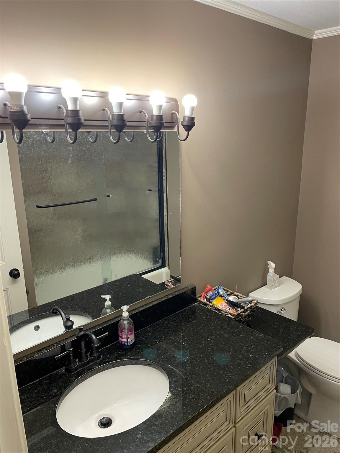 514 Crestview Drive Property Photo 8