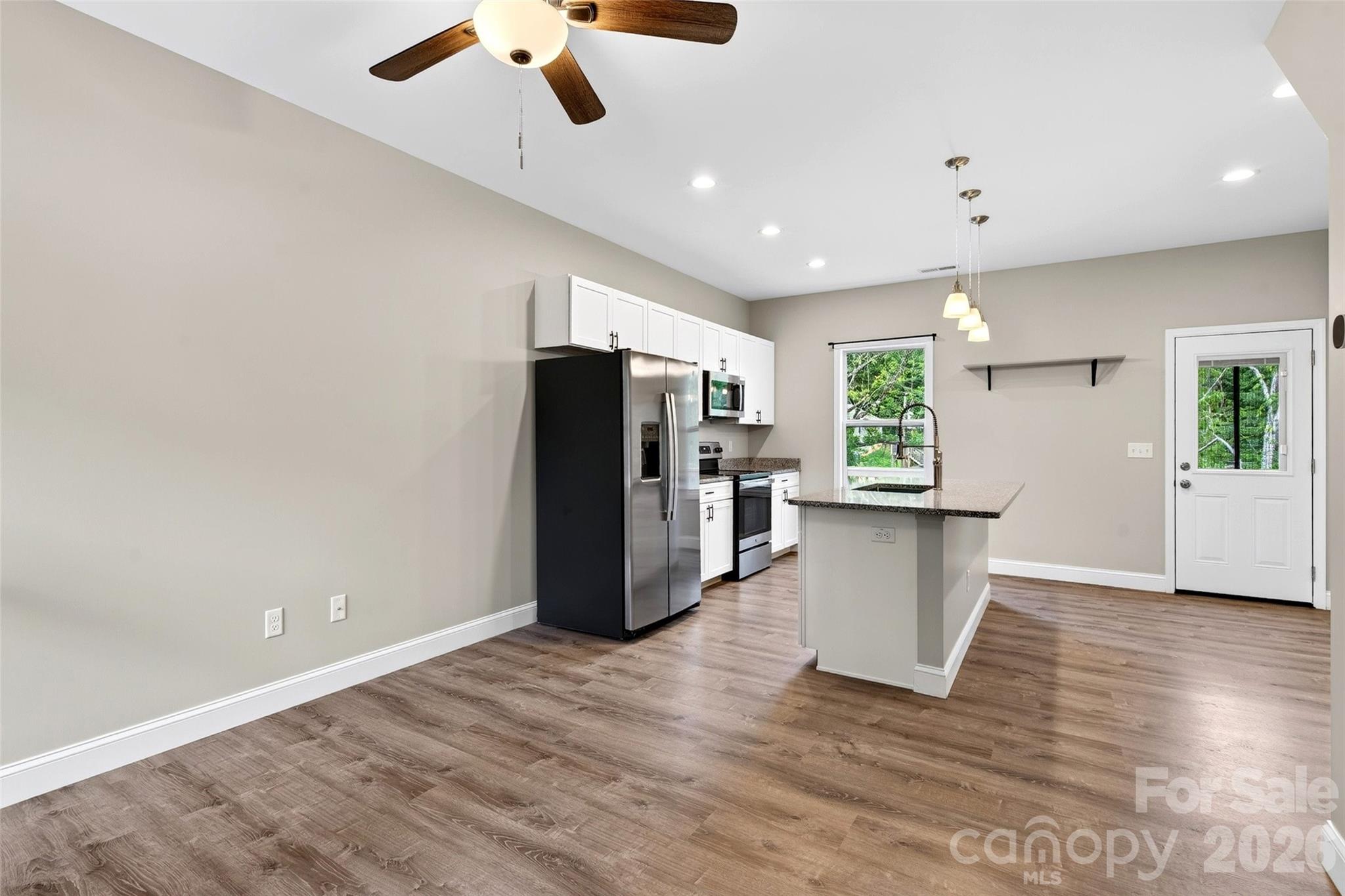88 Walker Street Property Photo 10