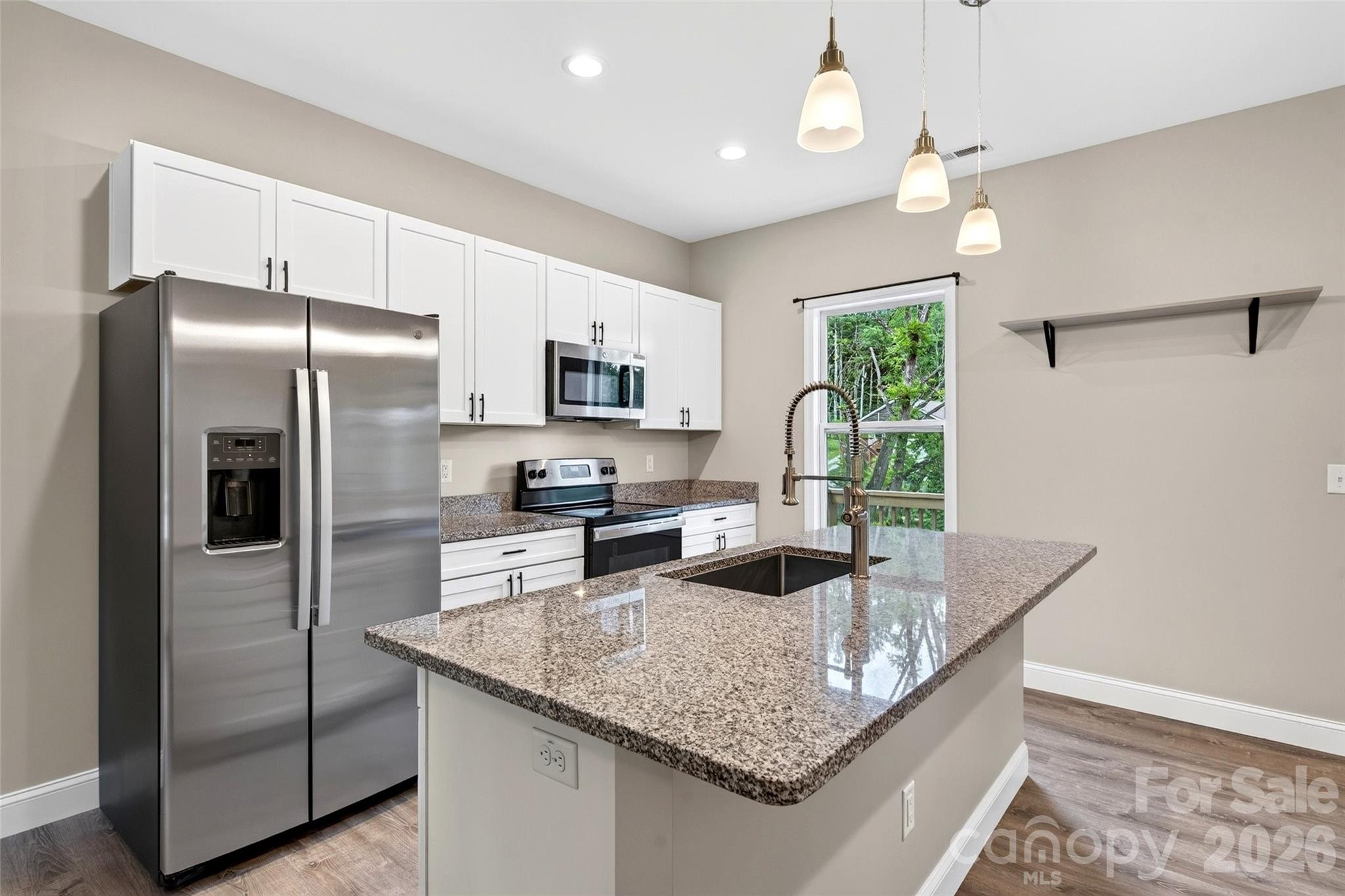 88 Walker Street Property Photo 11