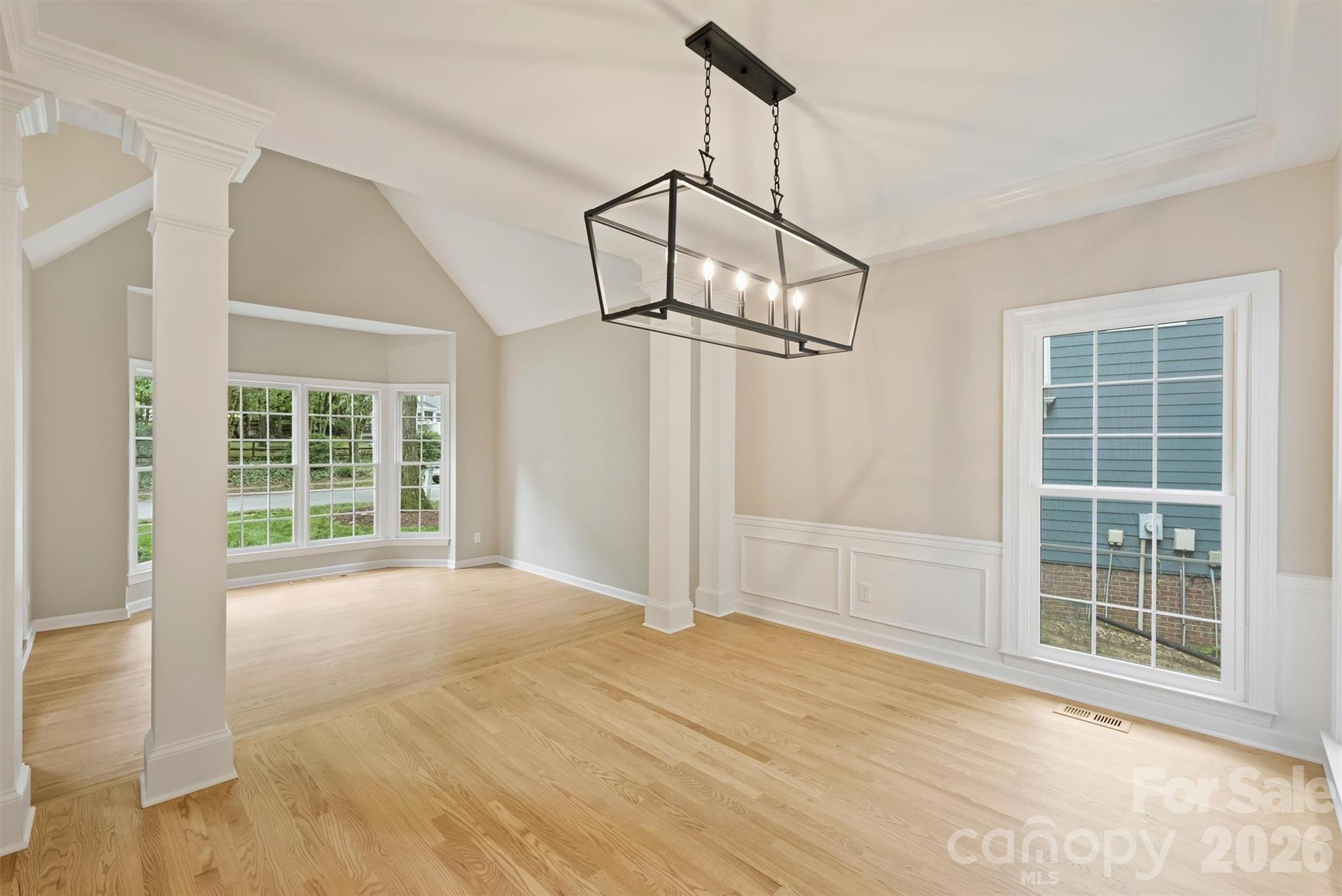 5317 Fairvista Drive Property Photo 10
