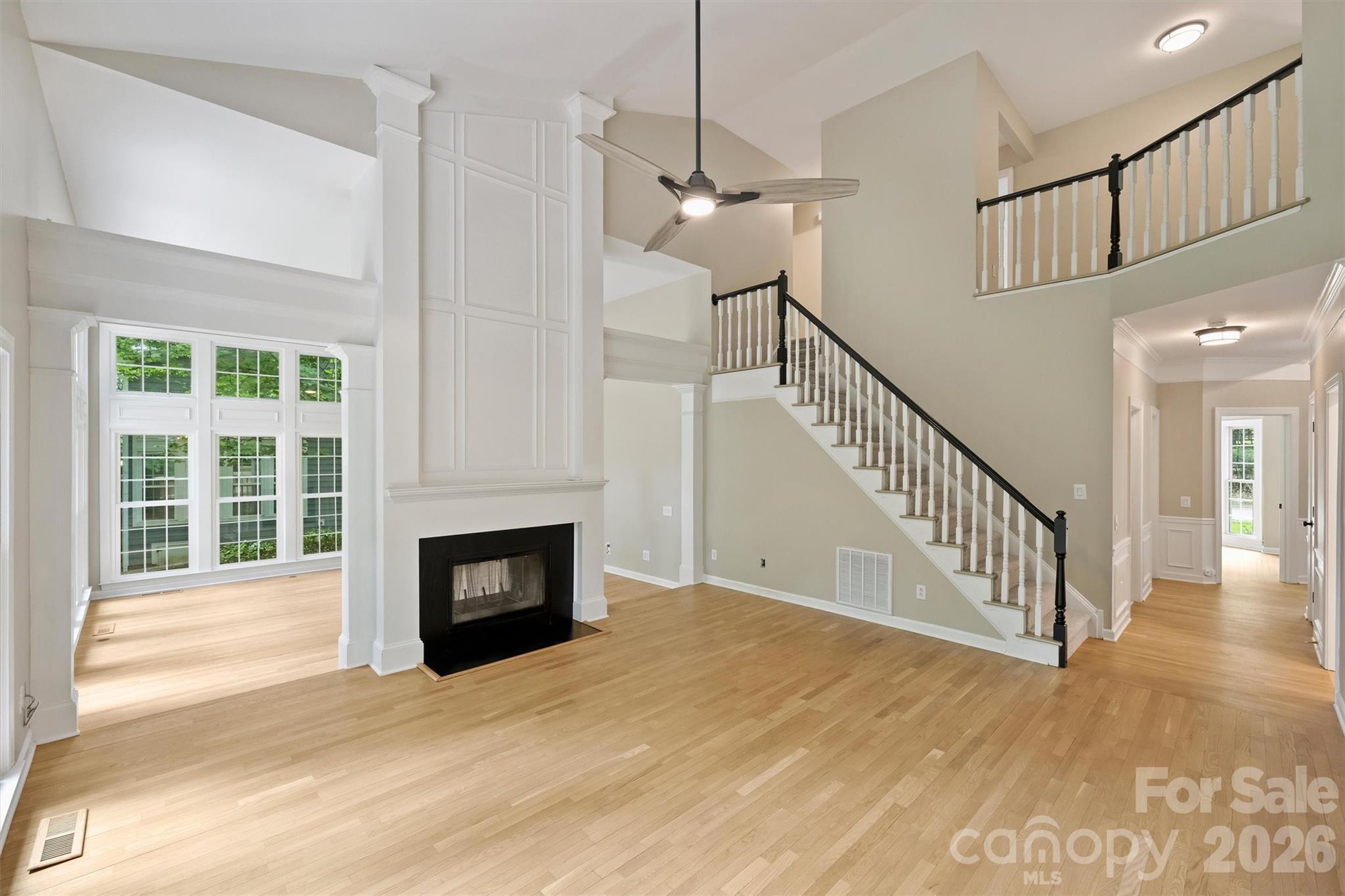 5317 Fairvista Drive Property Photo 12