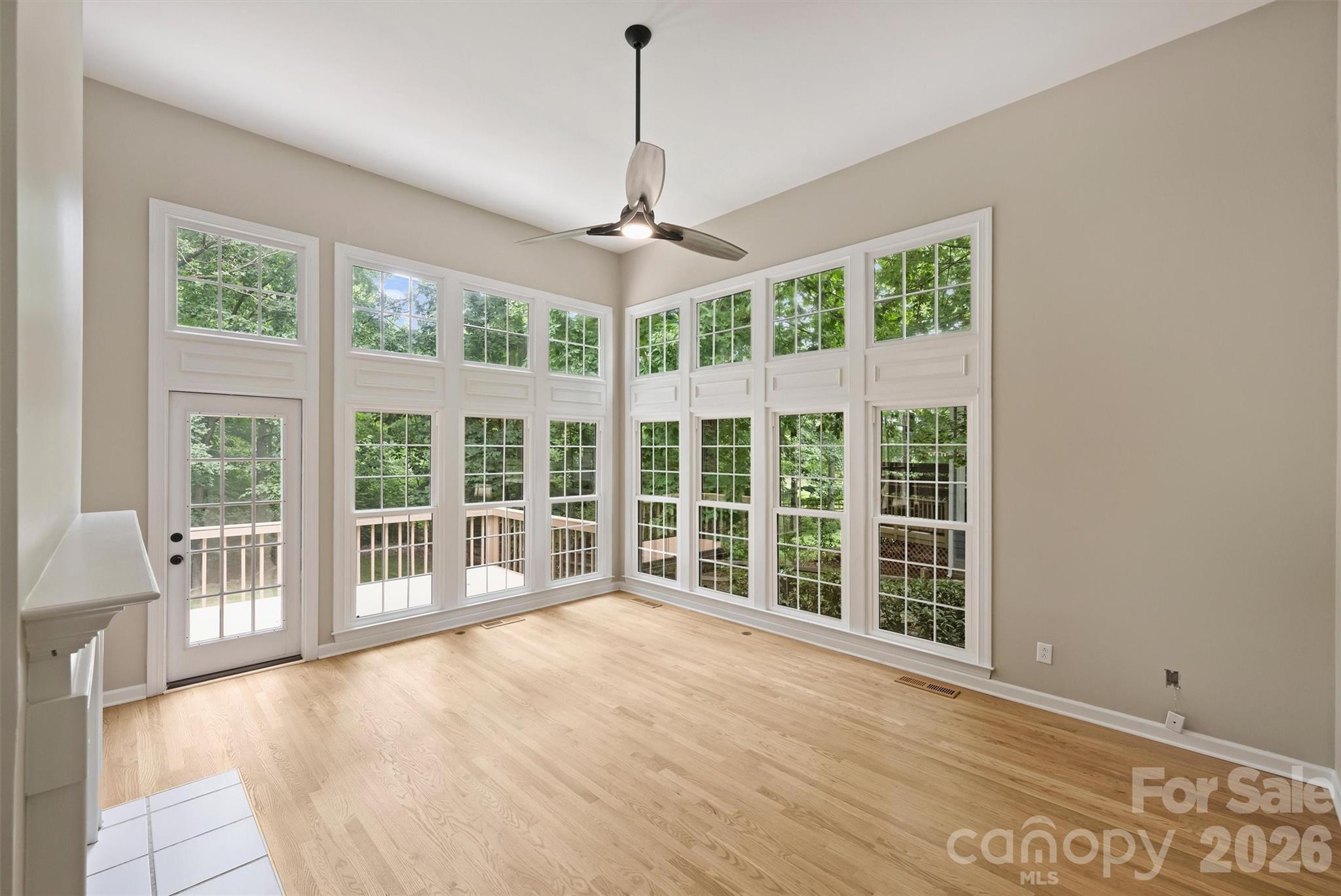 5317 Fairvista Drive Property Photo 15