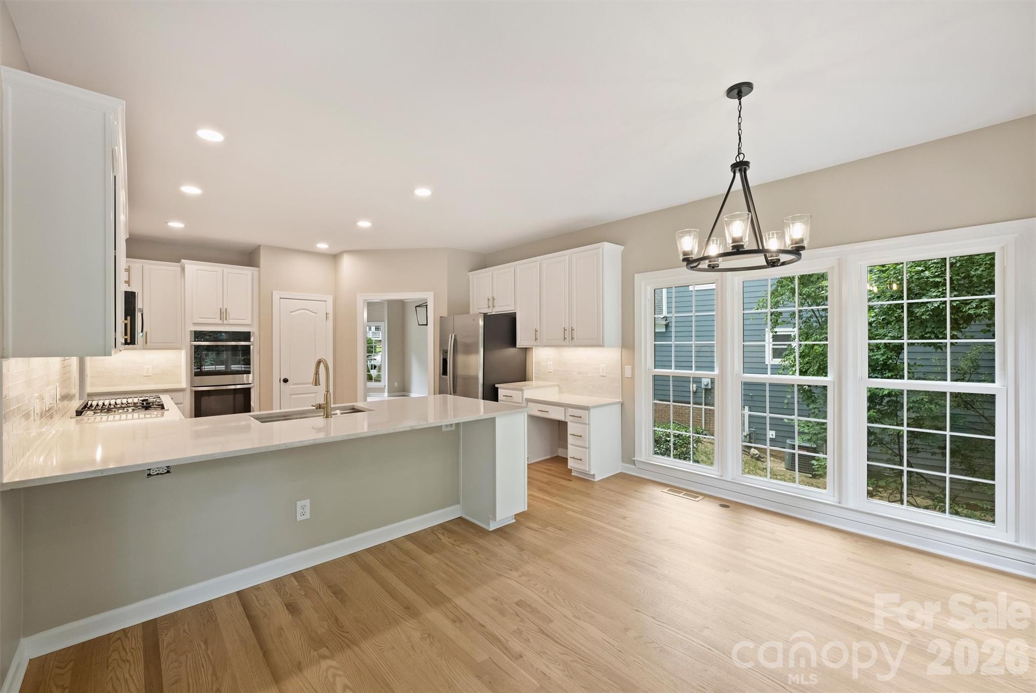 5317 Fairvista Drive Property Photo 19