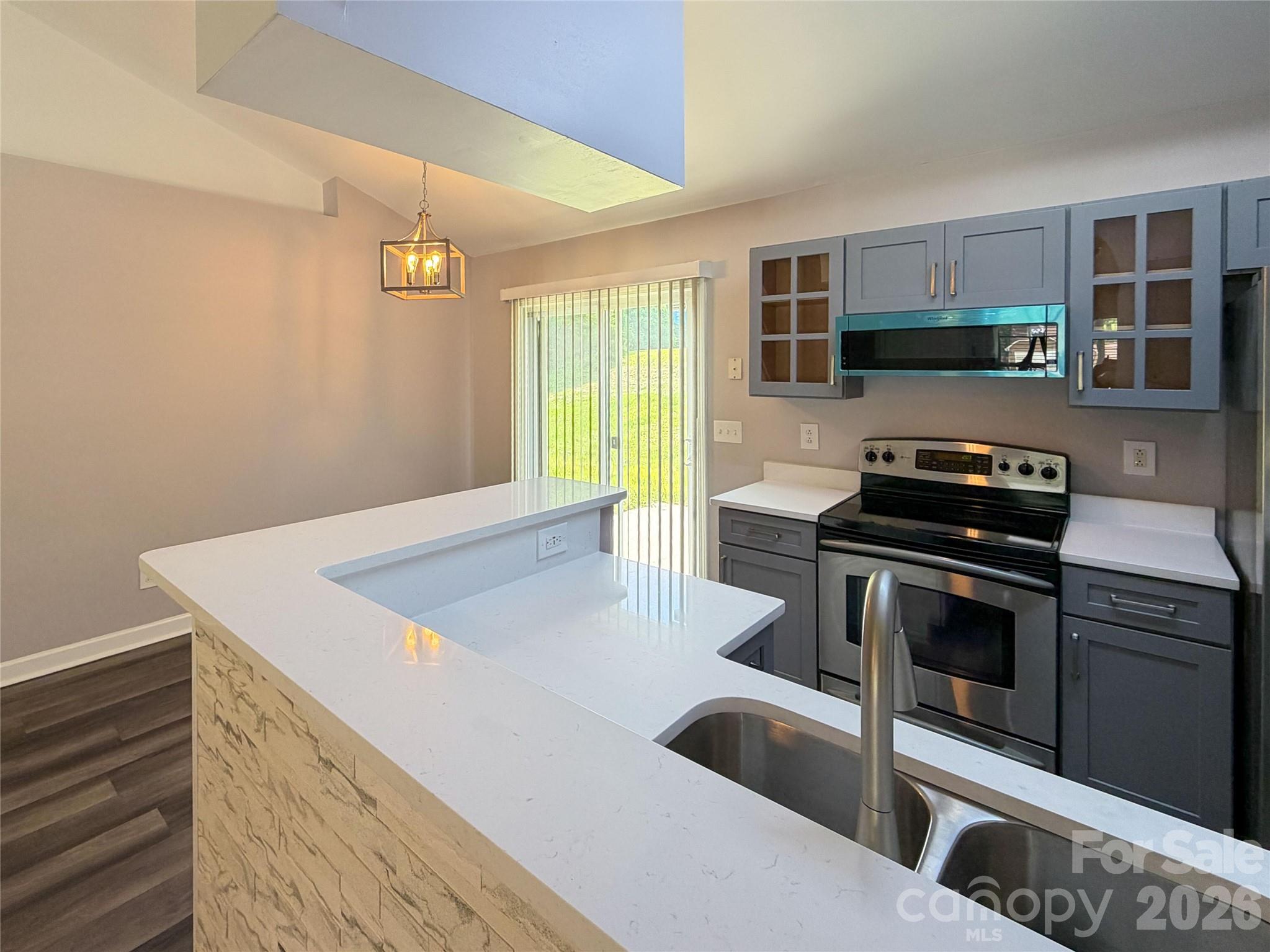 1110 Helms Road Property Photo 2